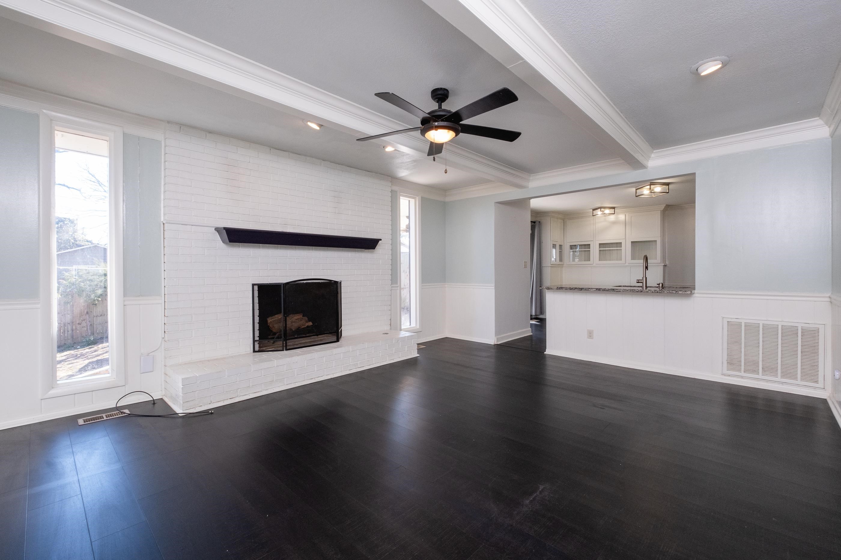 COLONY WEST - Residential