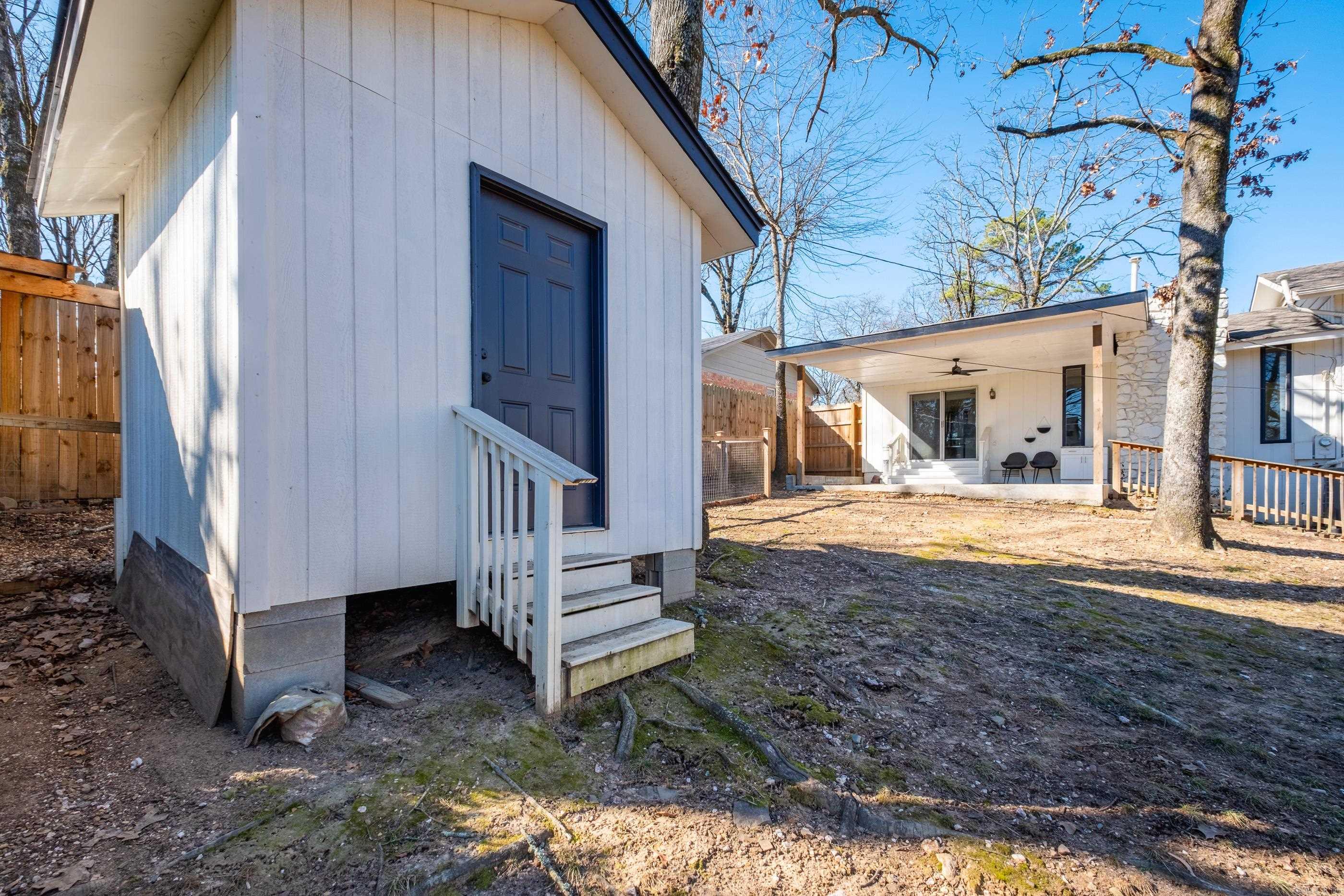 COLONY WEST - Residential