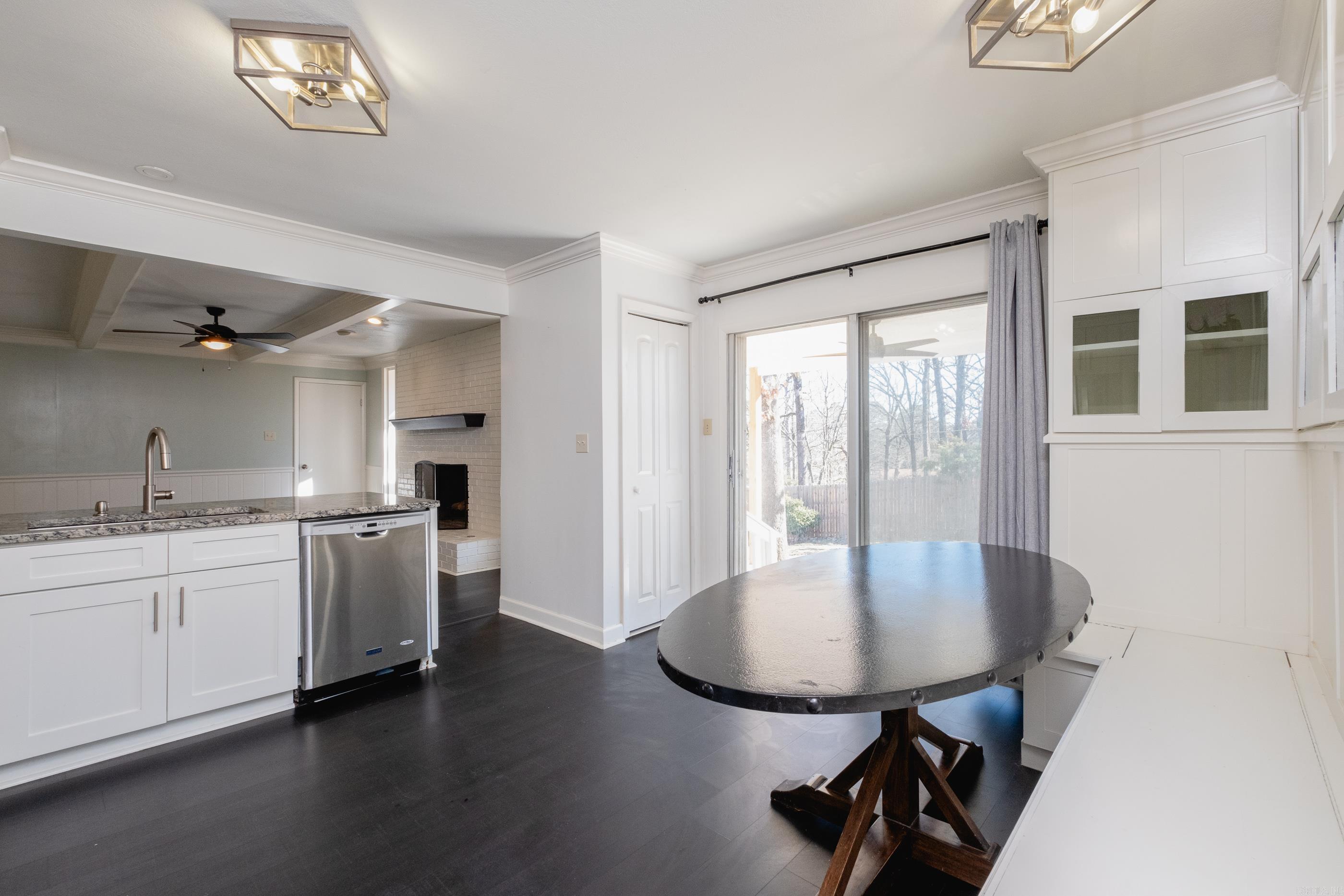 COLONY WEST - Residential