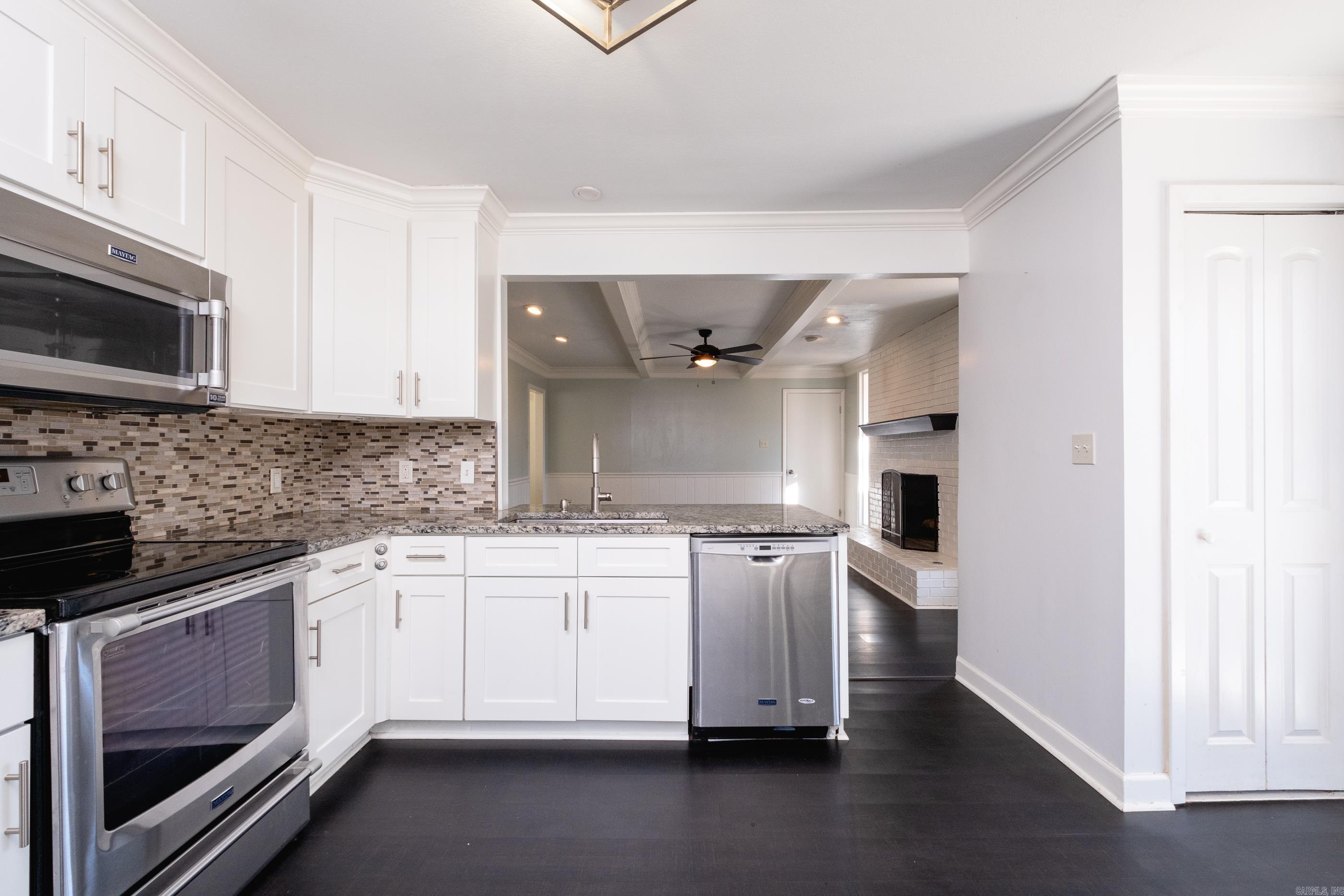 COLONY WEST - Residential