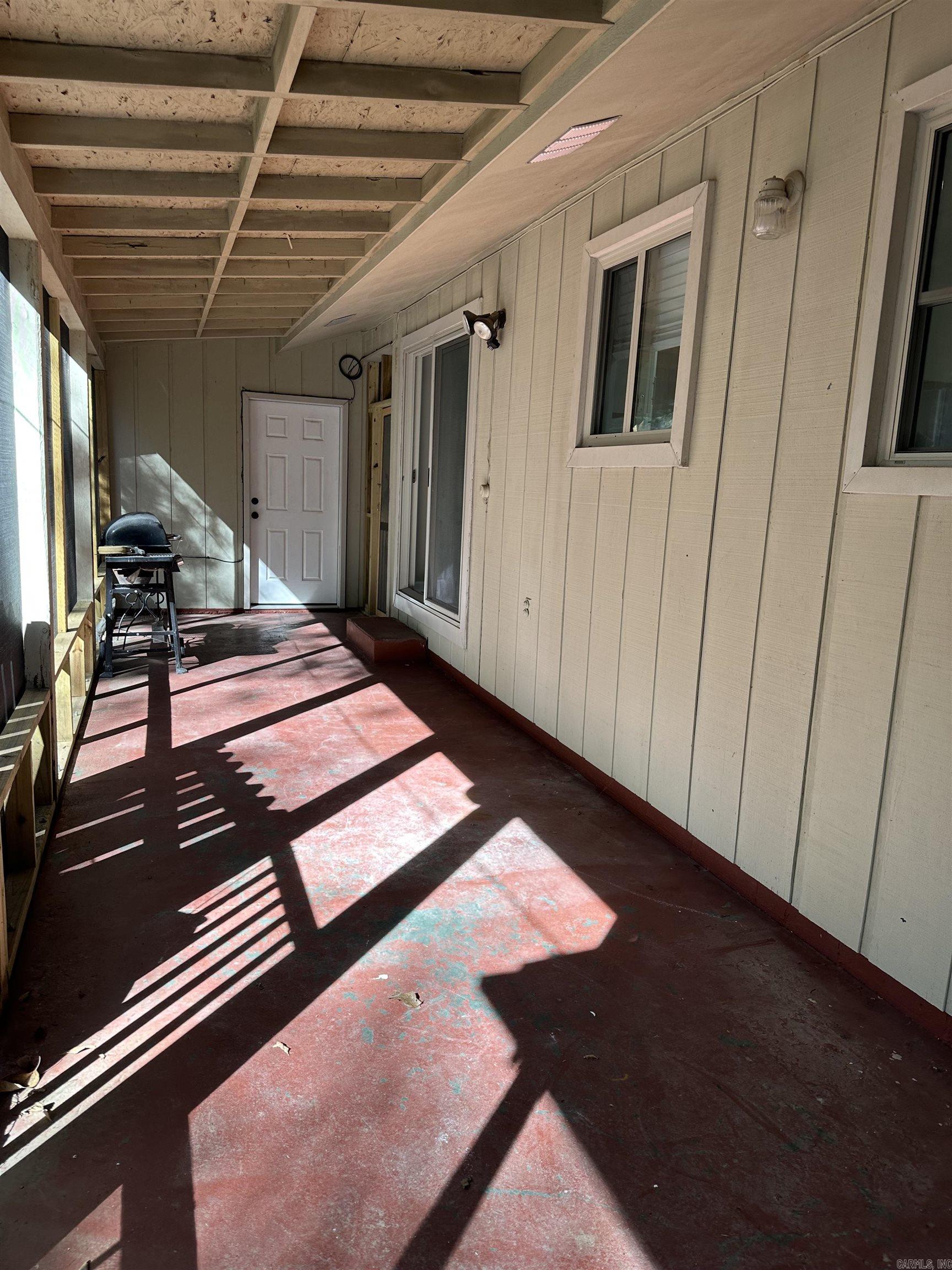 Crow 3rd - Residential