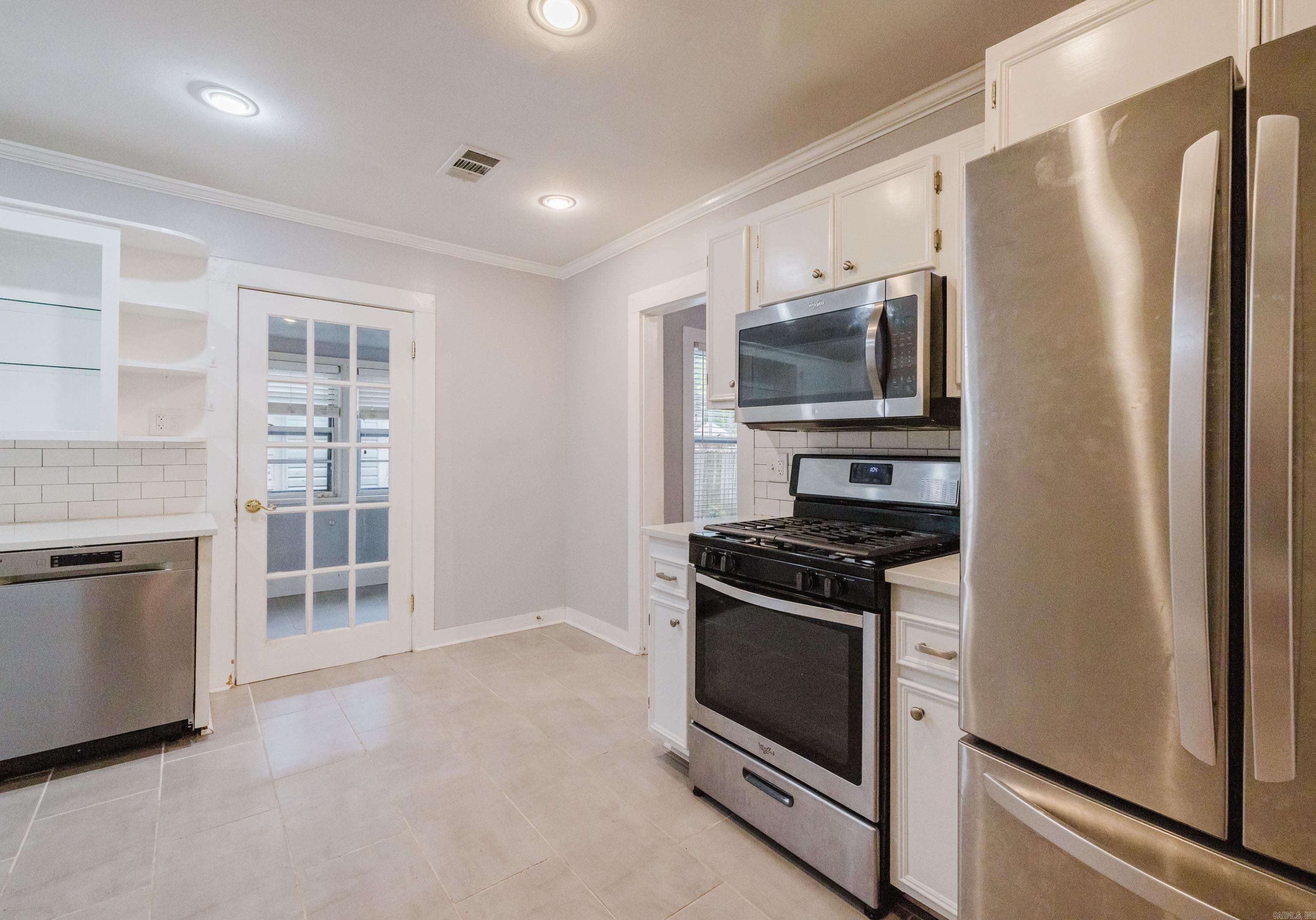 LINCOLN PARK - Residential