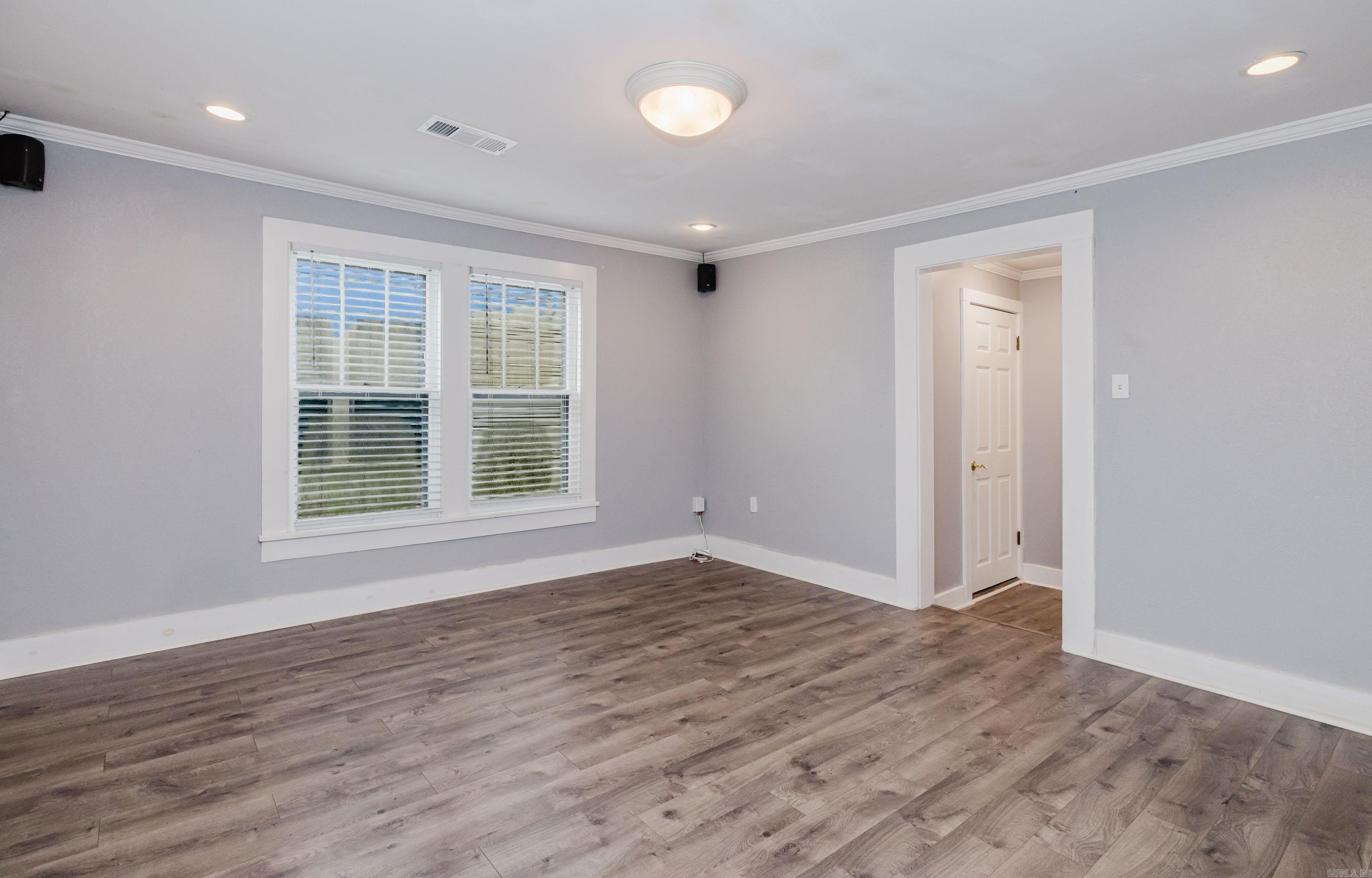 LINCOLN PARK - Residential