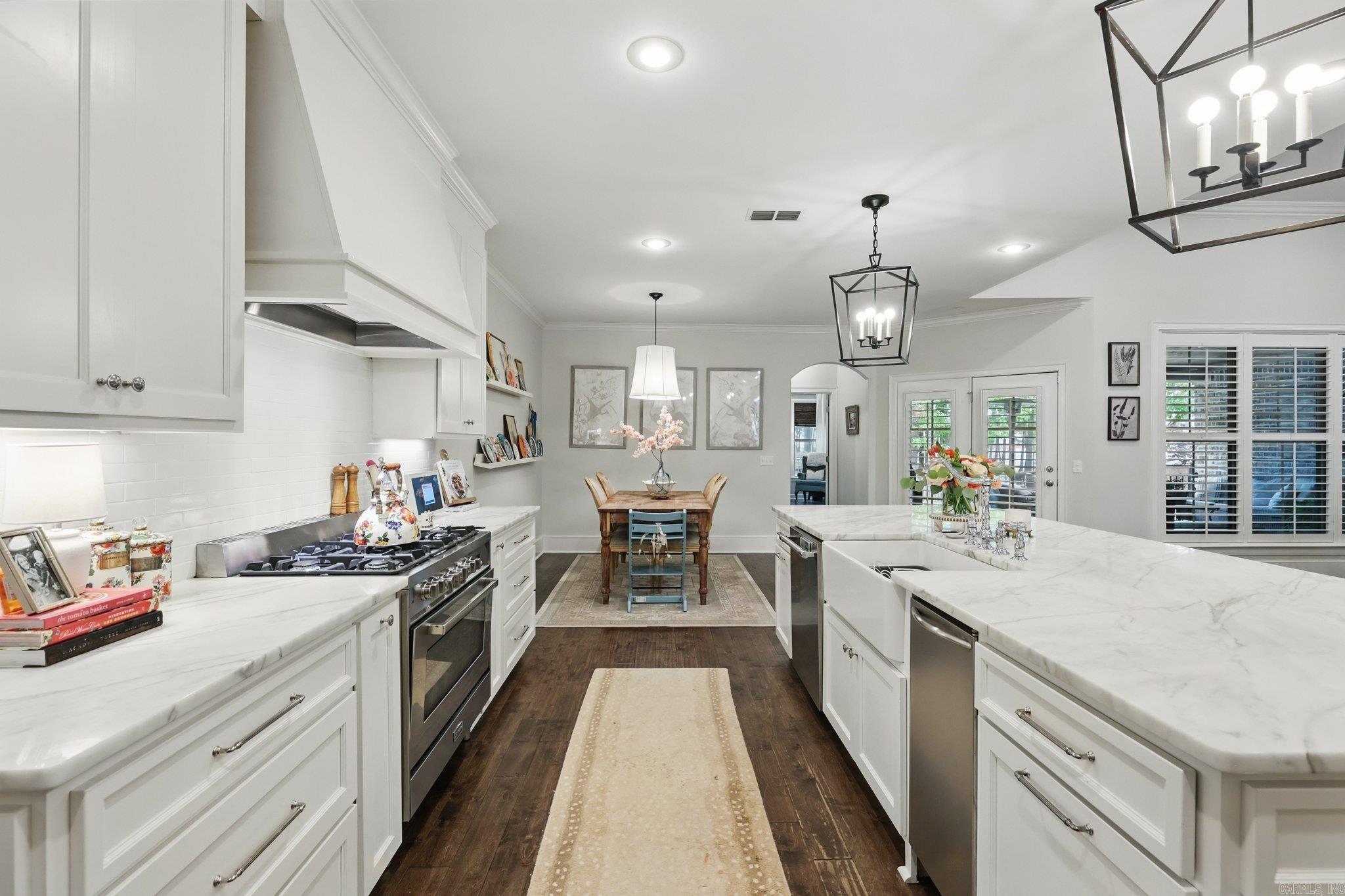 CHENAL VALLEY "MIRAMAR PLACE" - Residential