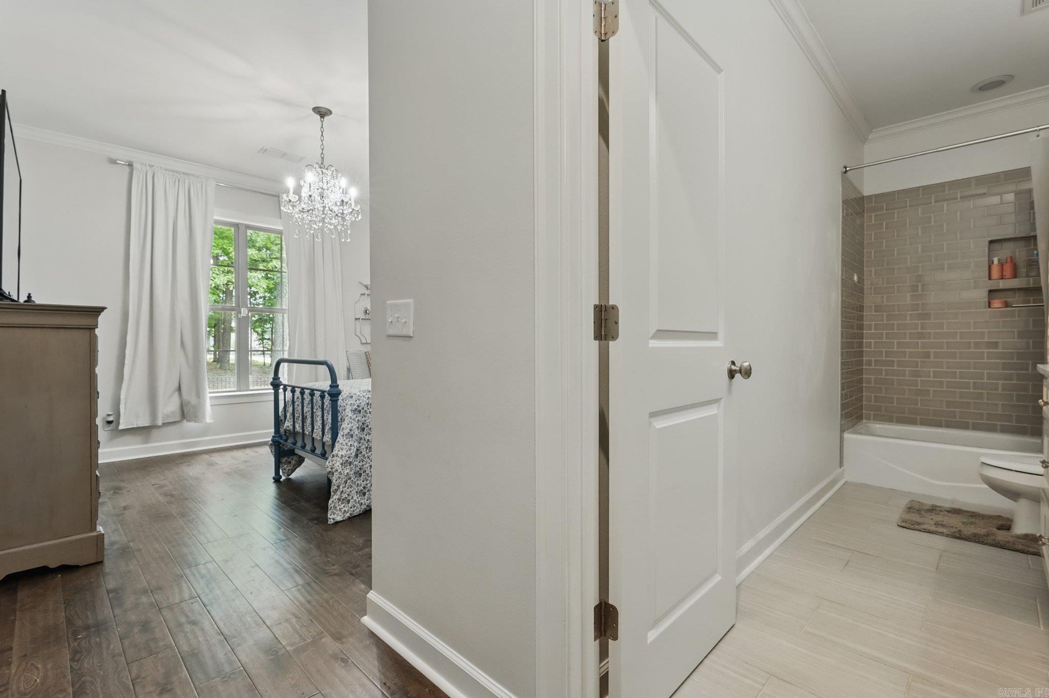 CHENAL VALLEY "MIRAMAR PLACE" - Residential