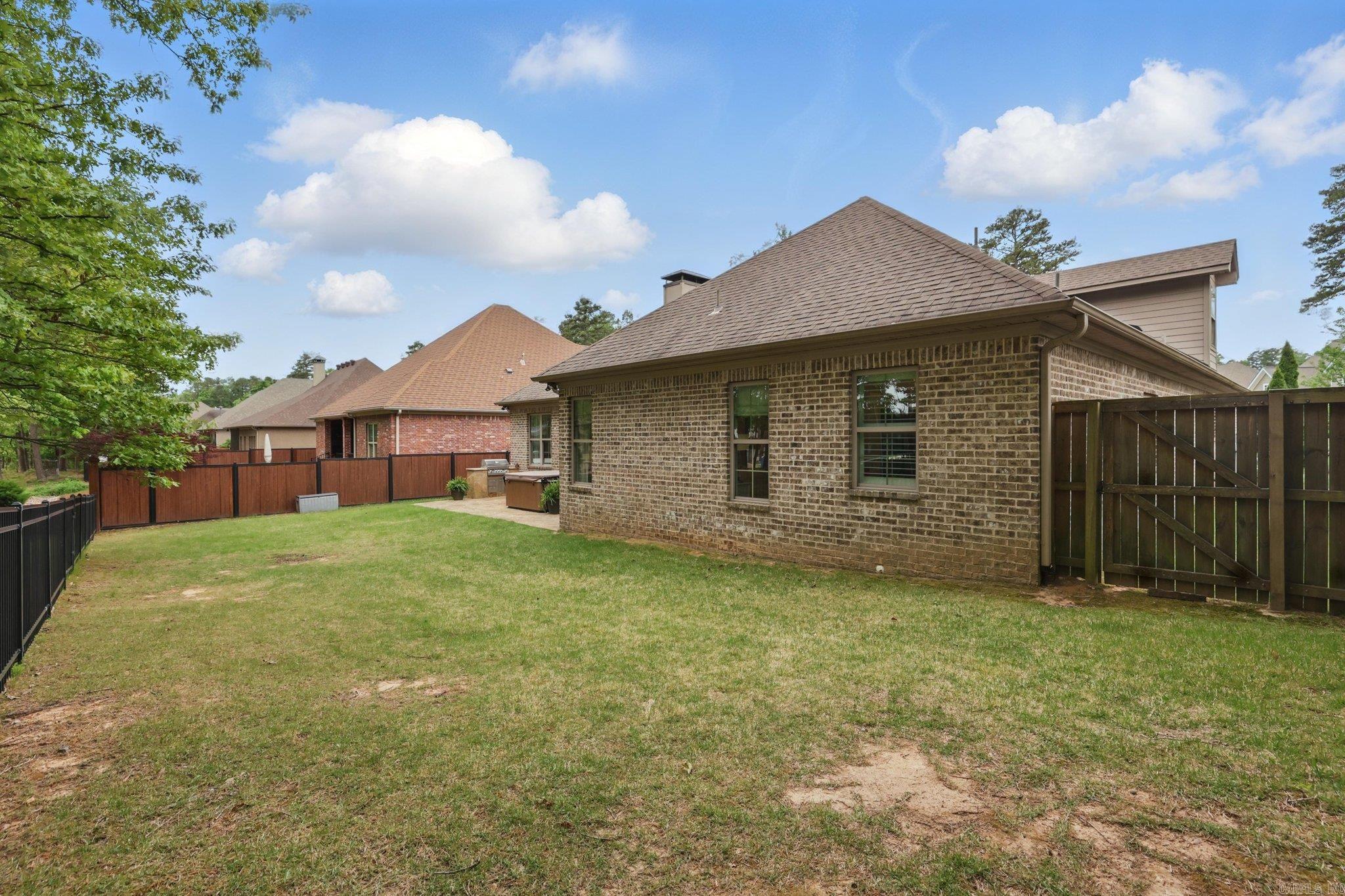 CHENAL VALLEY "MIRAMAR PLACE" - Residential