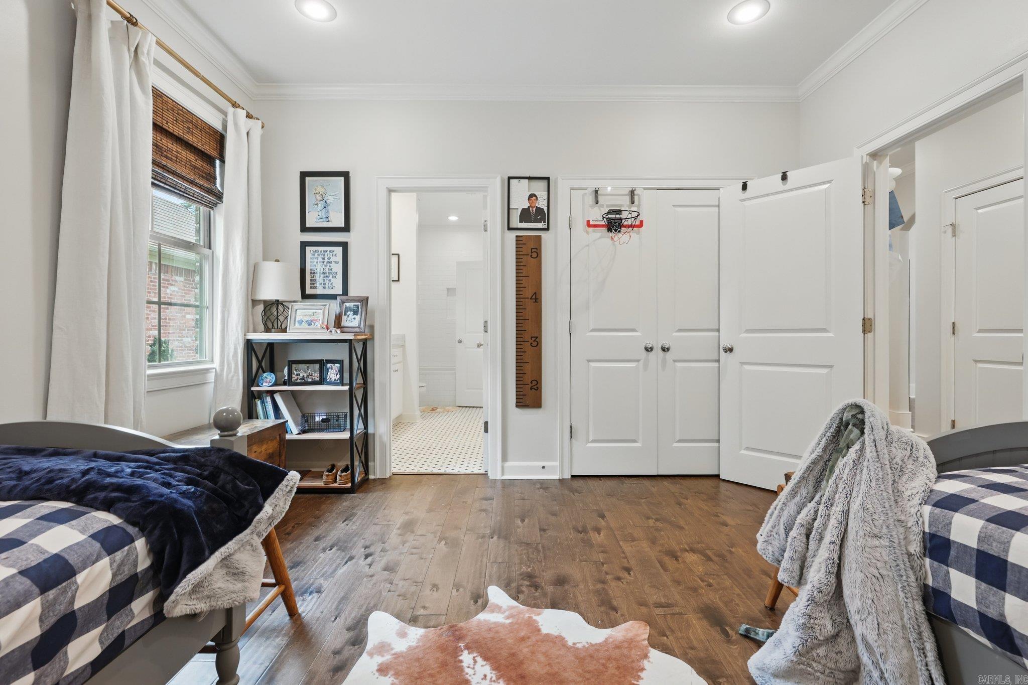 CHENAL VALLEY "MIRAMAR PLACE" - Residential