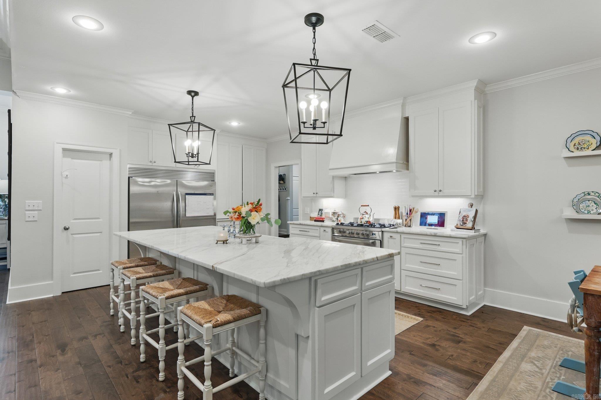 CHENAL VALLEY "MIRAMAR PLACE" - Residential