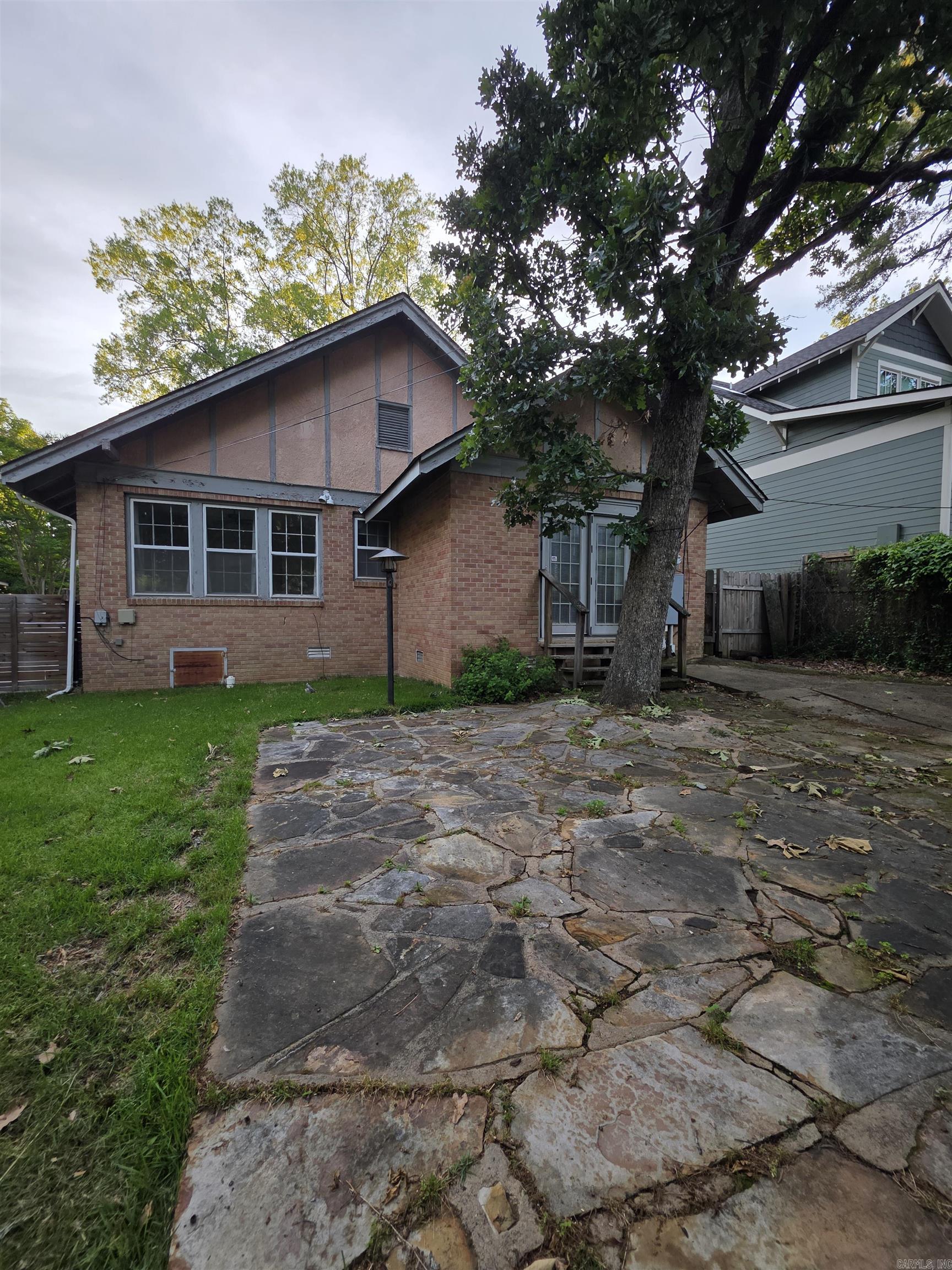 Hilcrest - Residential Lease