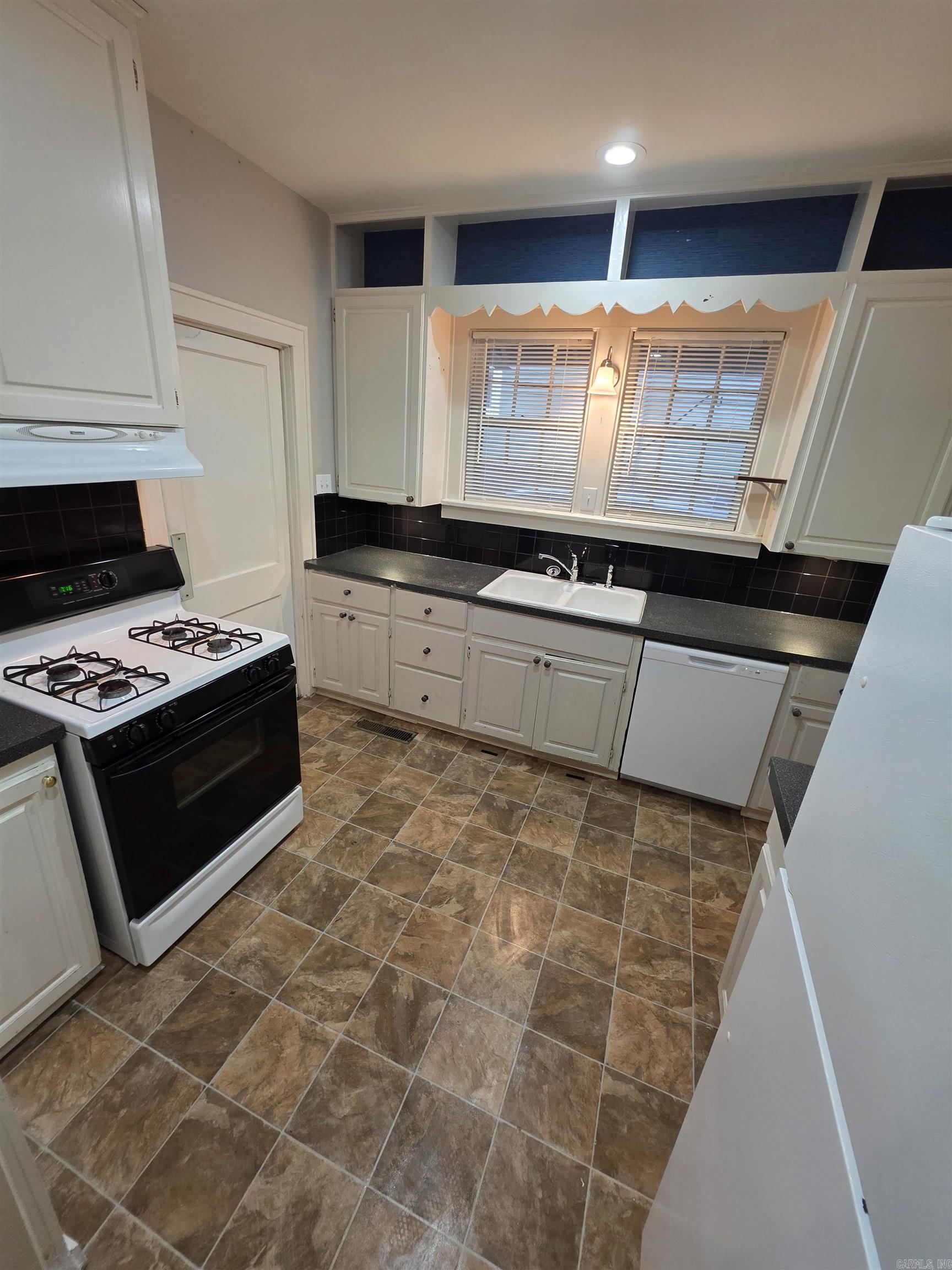 Hilcrest - Residential Lease