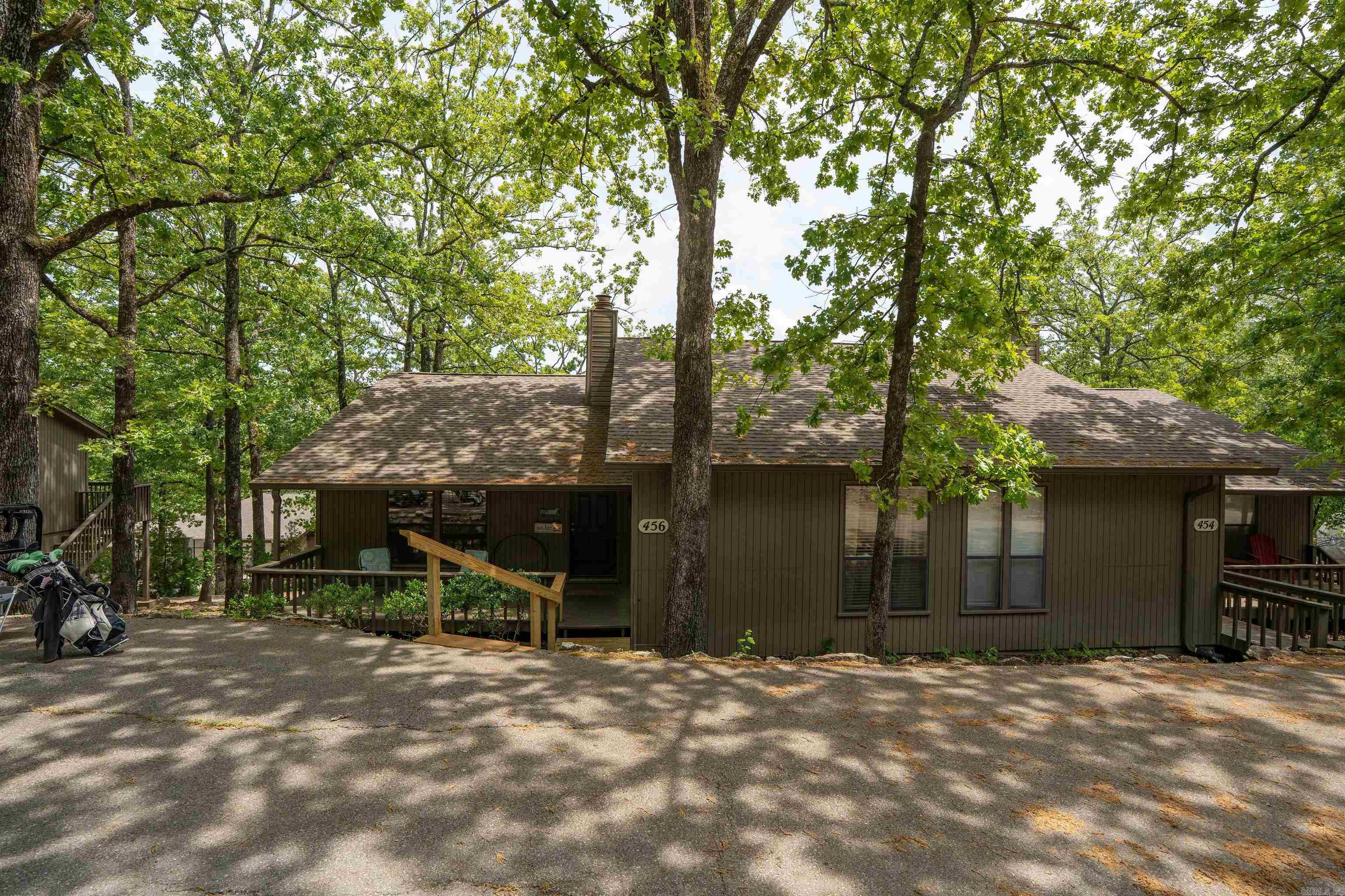 Look no further for your home away from home!! This beautiful condo on Eden Isle in Heber Springs has all the amenities at your finger tips with the Red Apple inn Resort within walking distance. The inn features a wonderful bar and restaurant for exquisite food and drinks, swimming pools, work out center, tennis courts and the well known Red Apple golf course and don't forget the marina where you can keep your boat or rent one for the day. This lovely condo is spacious with wood like tile floors, vaulted ceiling,comes fully furnished and is move in ready!! The back deck is perfect for relaxing with your favorite beverage while gazing at the golf course or watching the deer in the evening!! Call today and get your piece of heaven at Eden Isle!!!