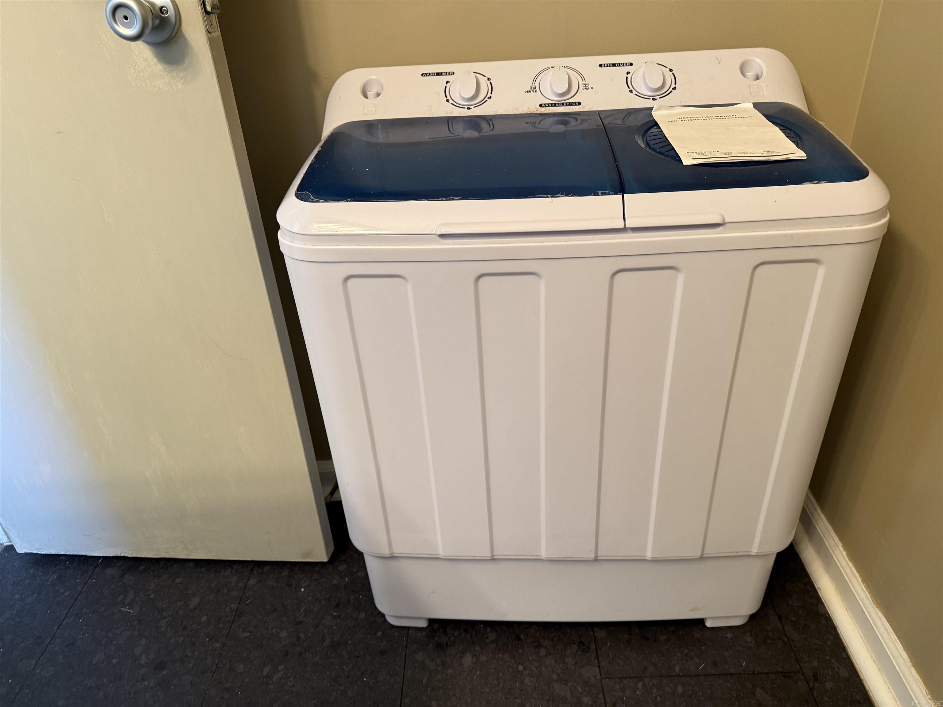 SUMMERHILL PLACE CONDOS - Residential