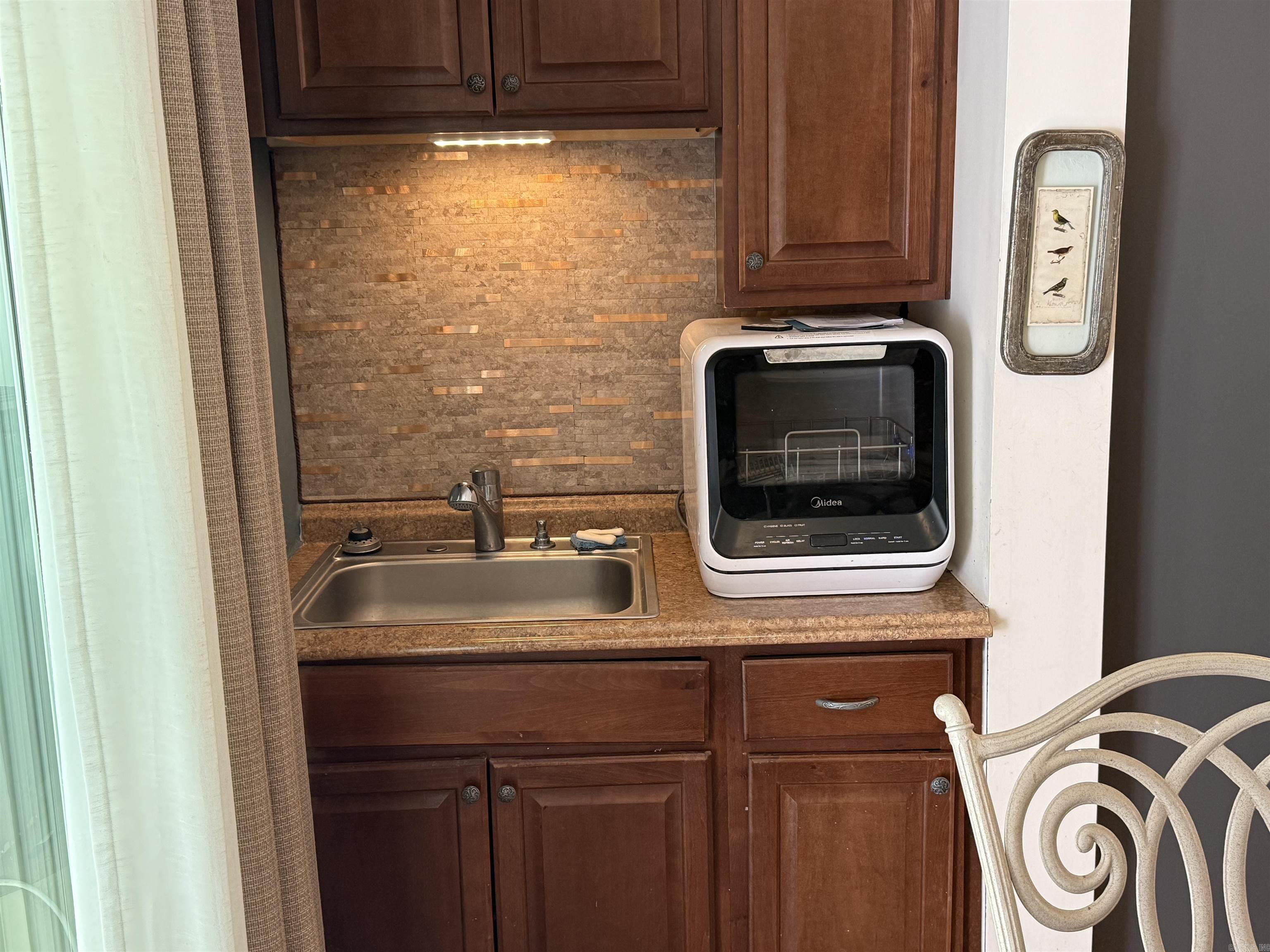 SUMMERHILL PLACE CONDOS - Residential