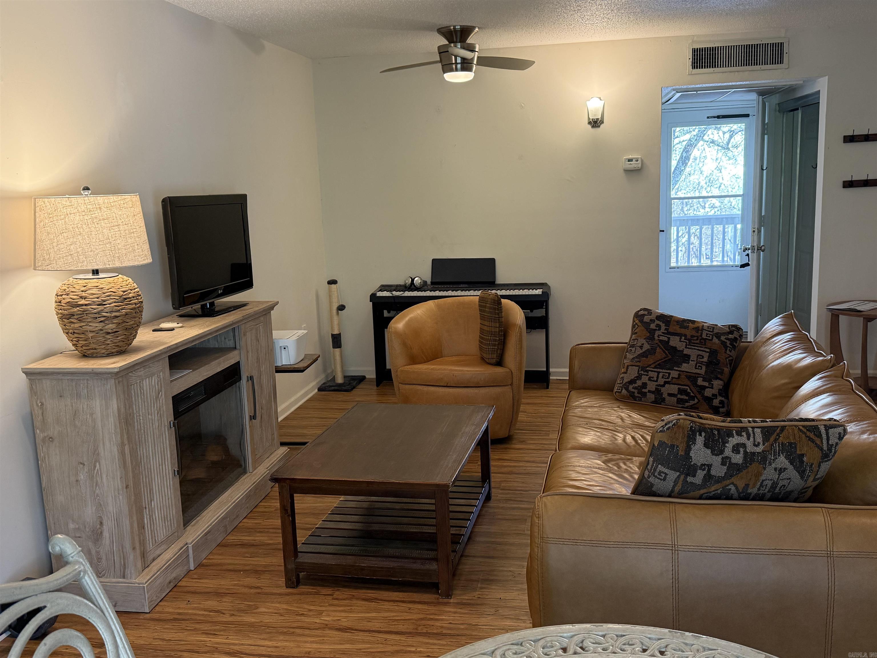 SUMMERHILL PLACE CONDOS - Residential