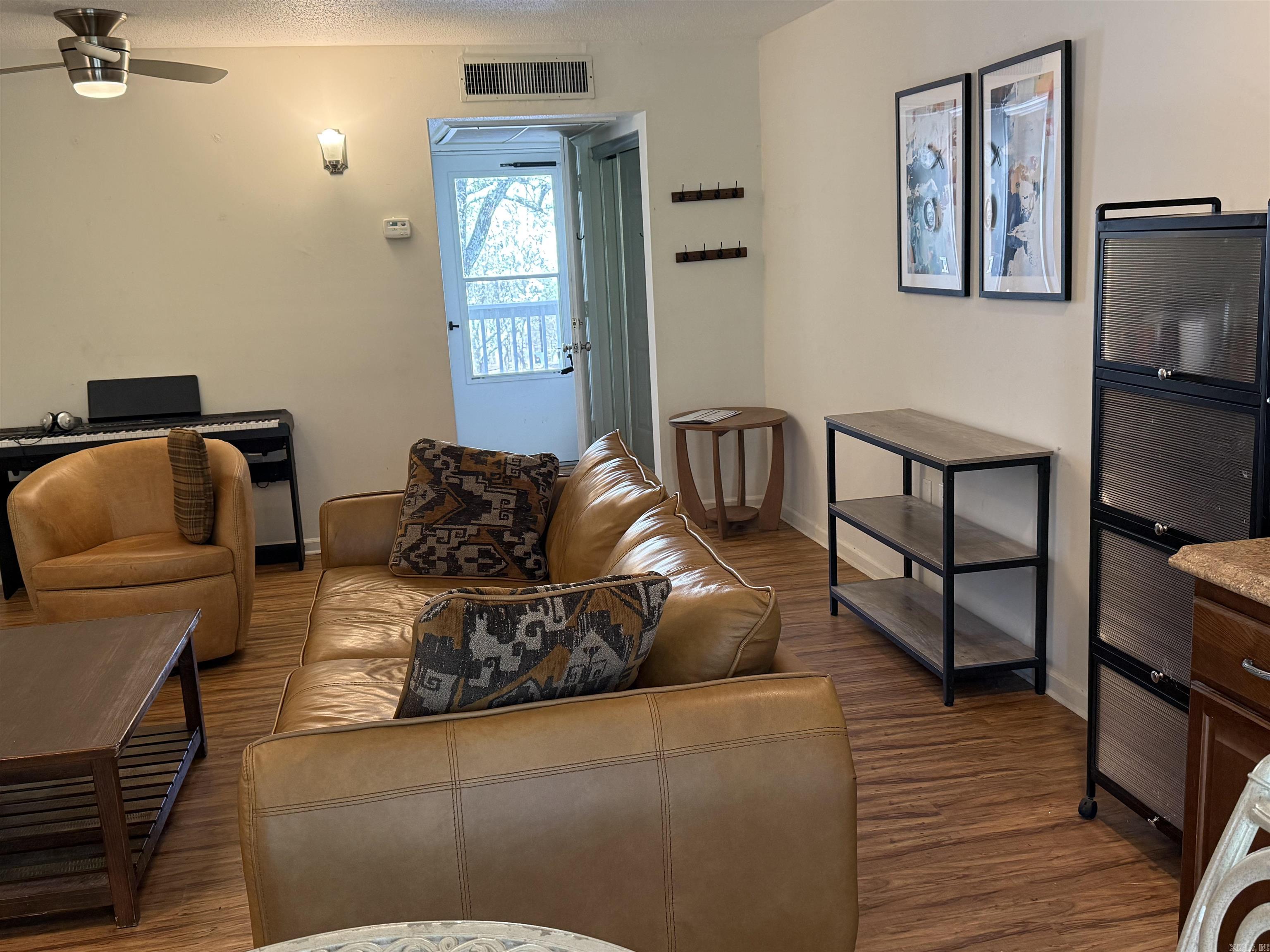 SUMMERHILL PLACE CONDOS - Residential