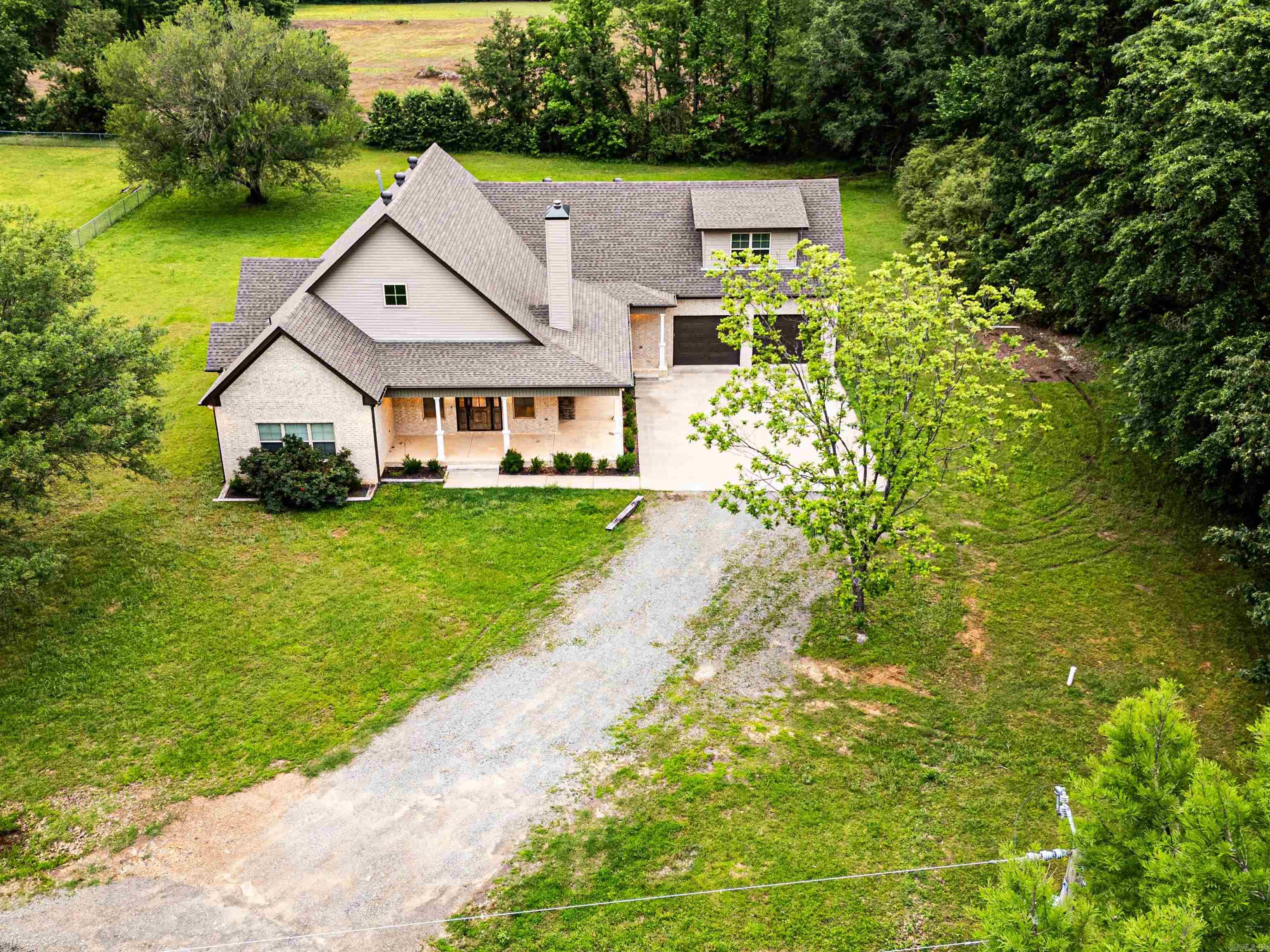 CIRCLE B - Residential