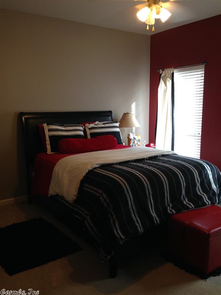 KENSINGTON ESTATES - Residential