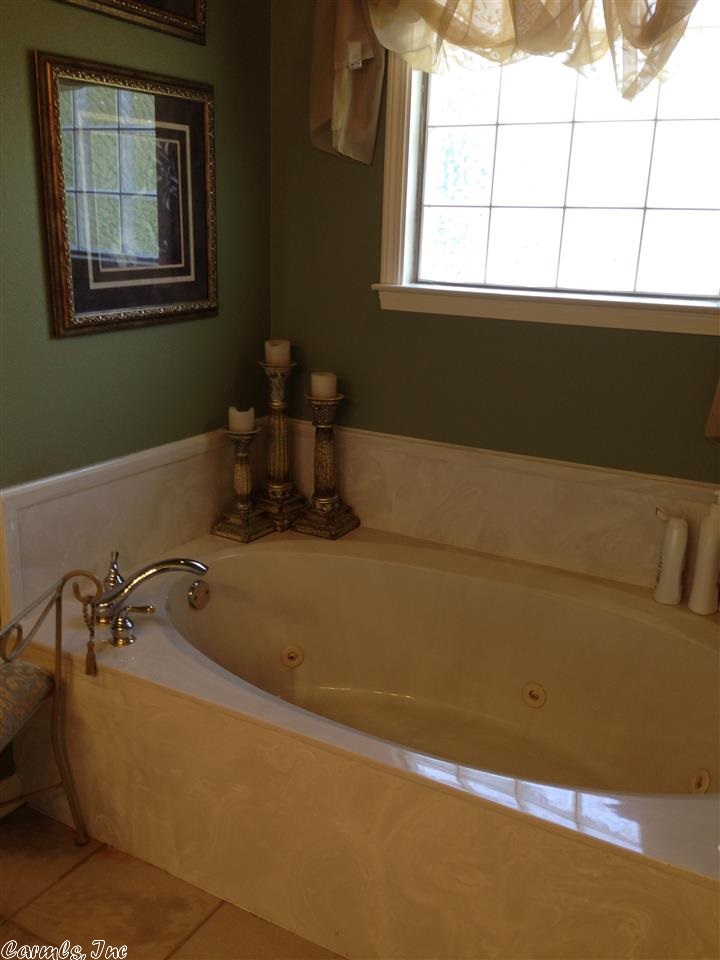 KENSINGTON ESTATES - Residential