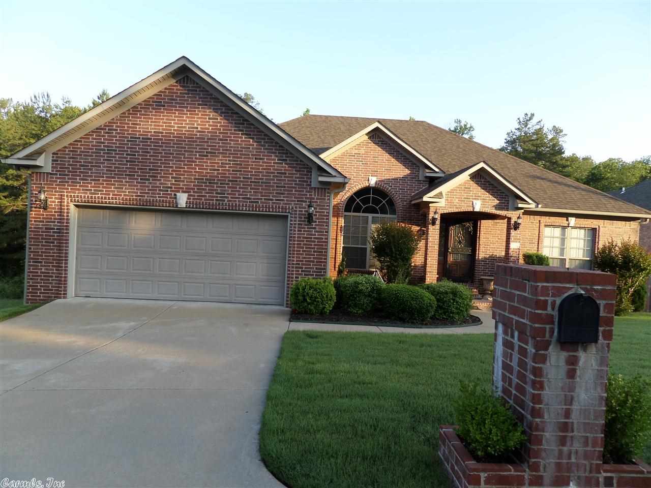 KENSINGTON ESTATES - Residential