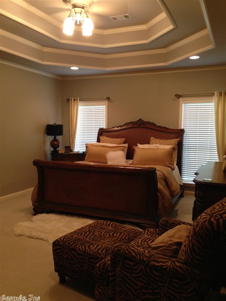 KENSINGTON ESTATES - Residential