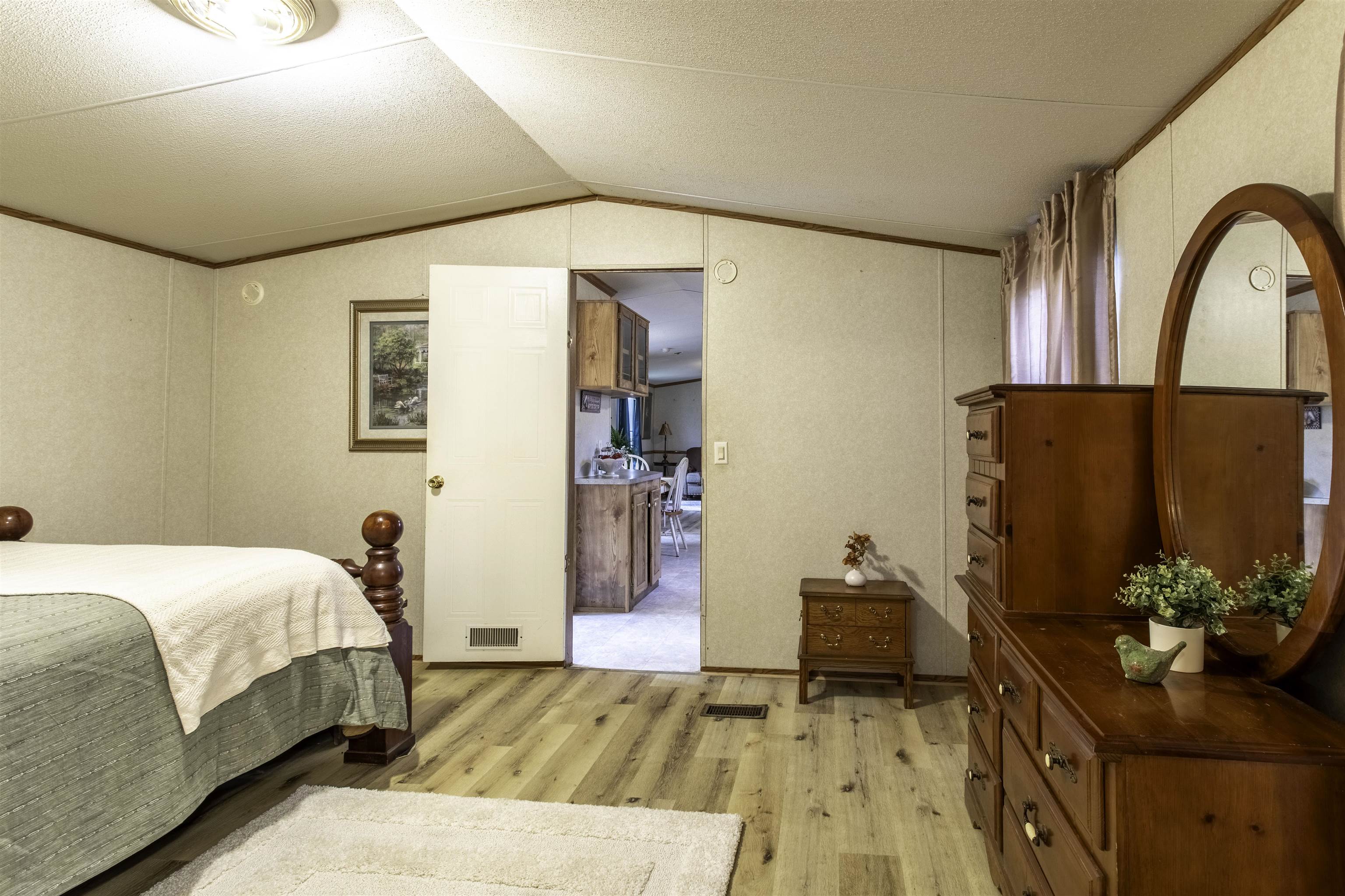 THACKERS - Residential