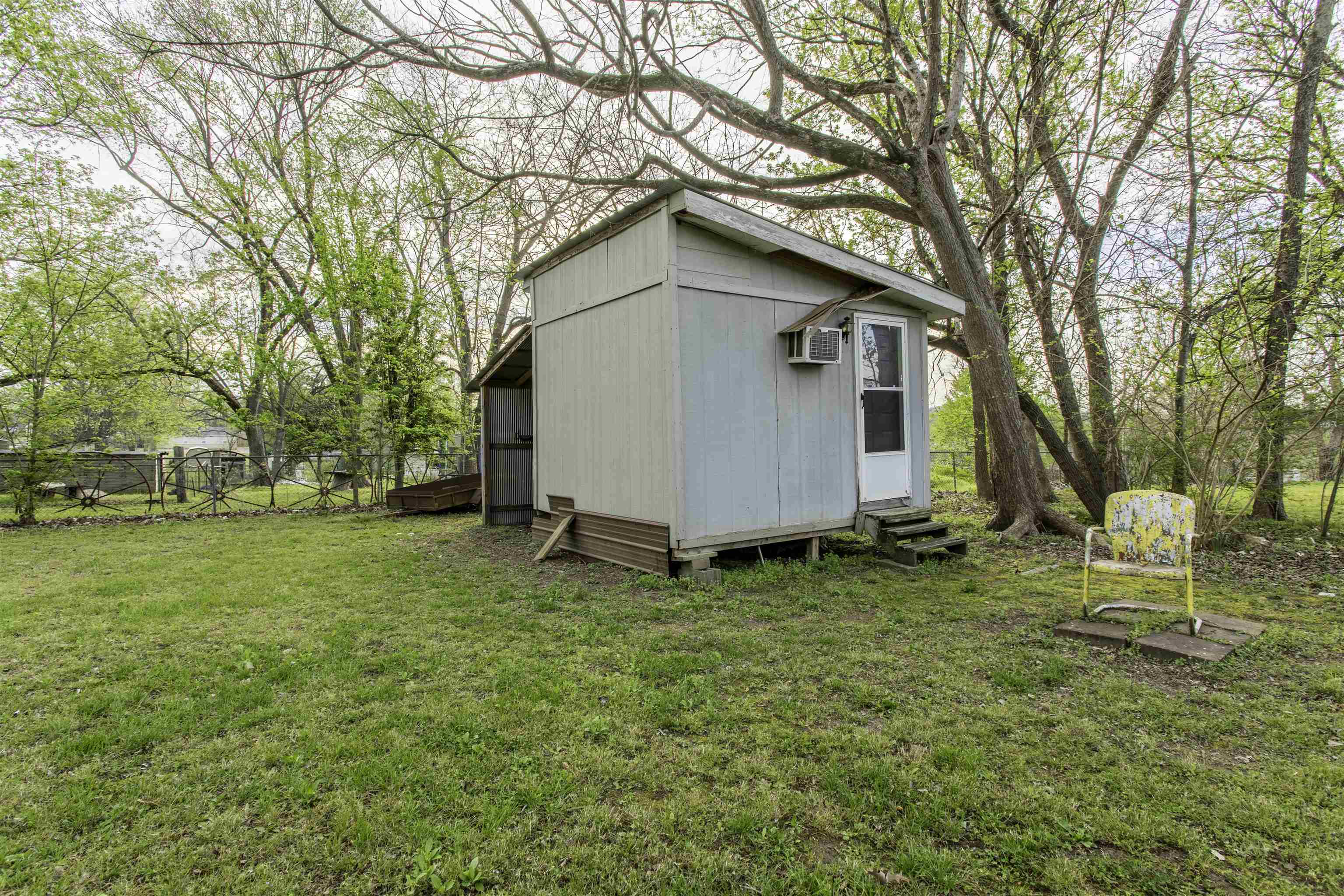 THACKERS - Residential