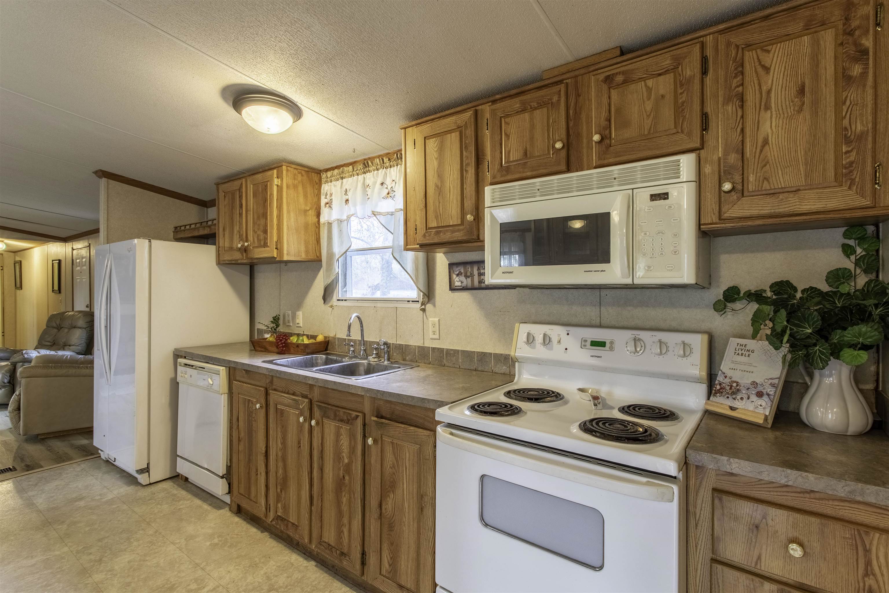 THACKERS - Residential