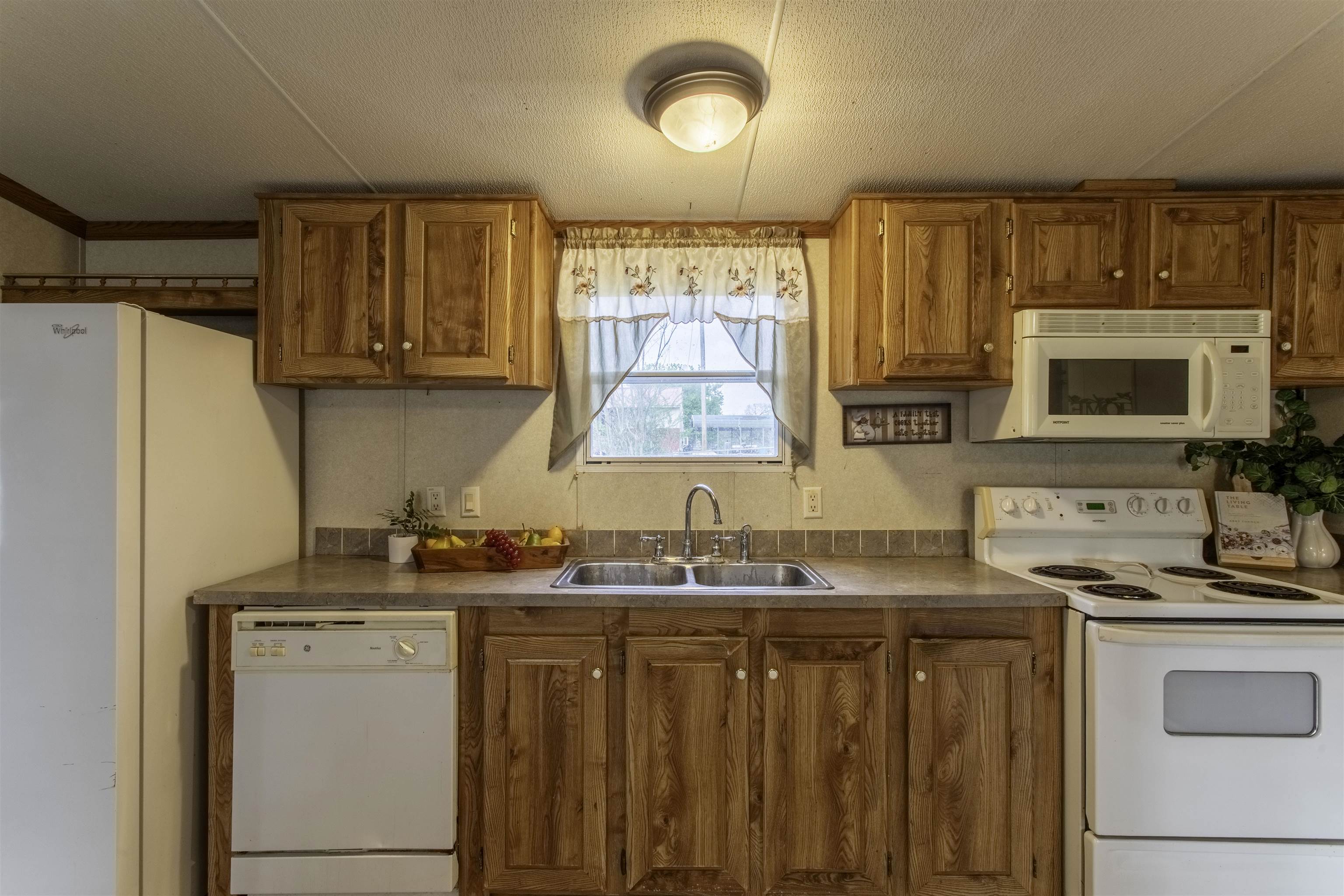 THACKERS - Residential