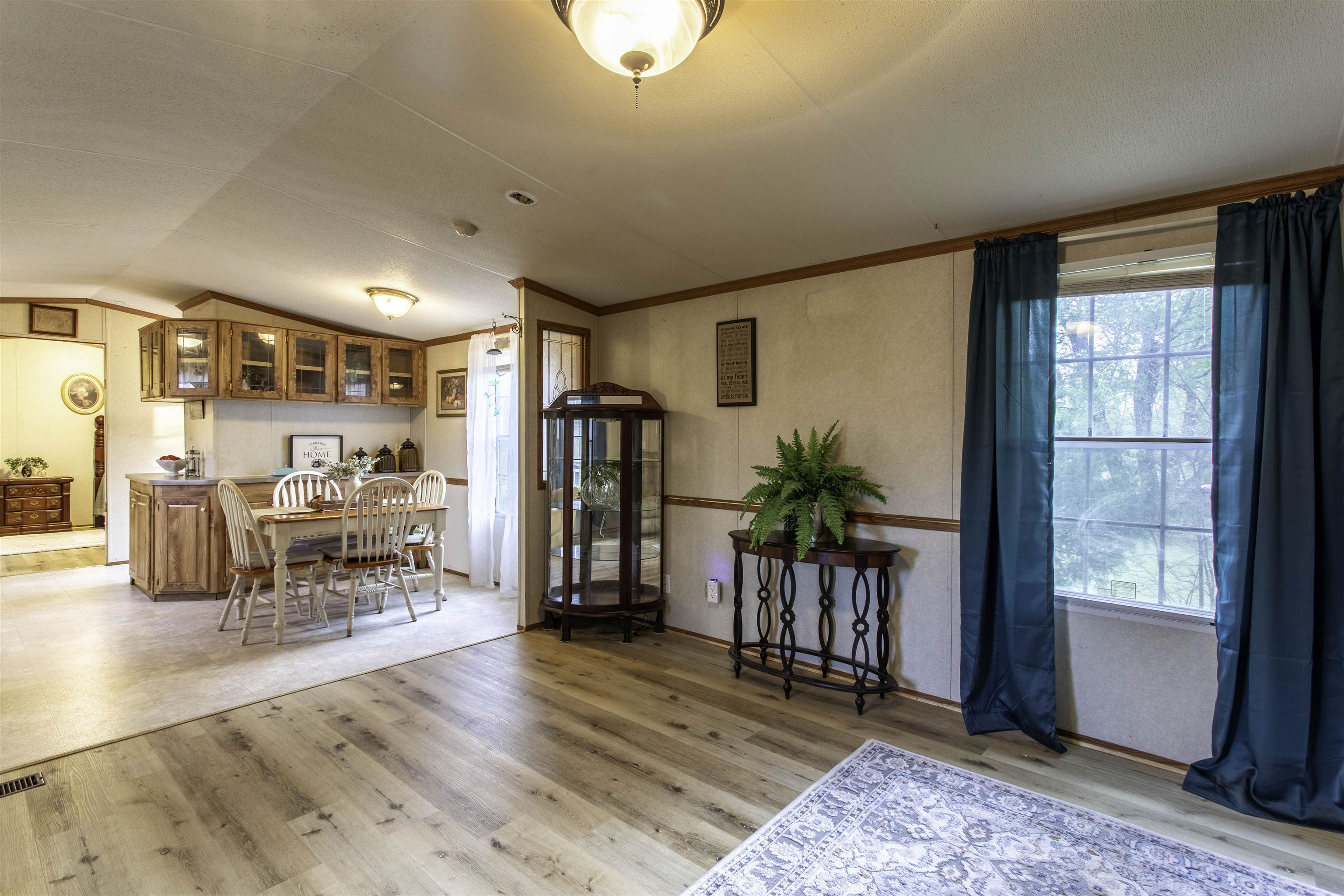 THACKERS - Residential