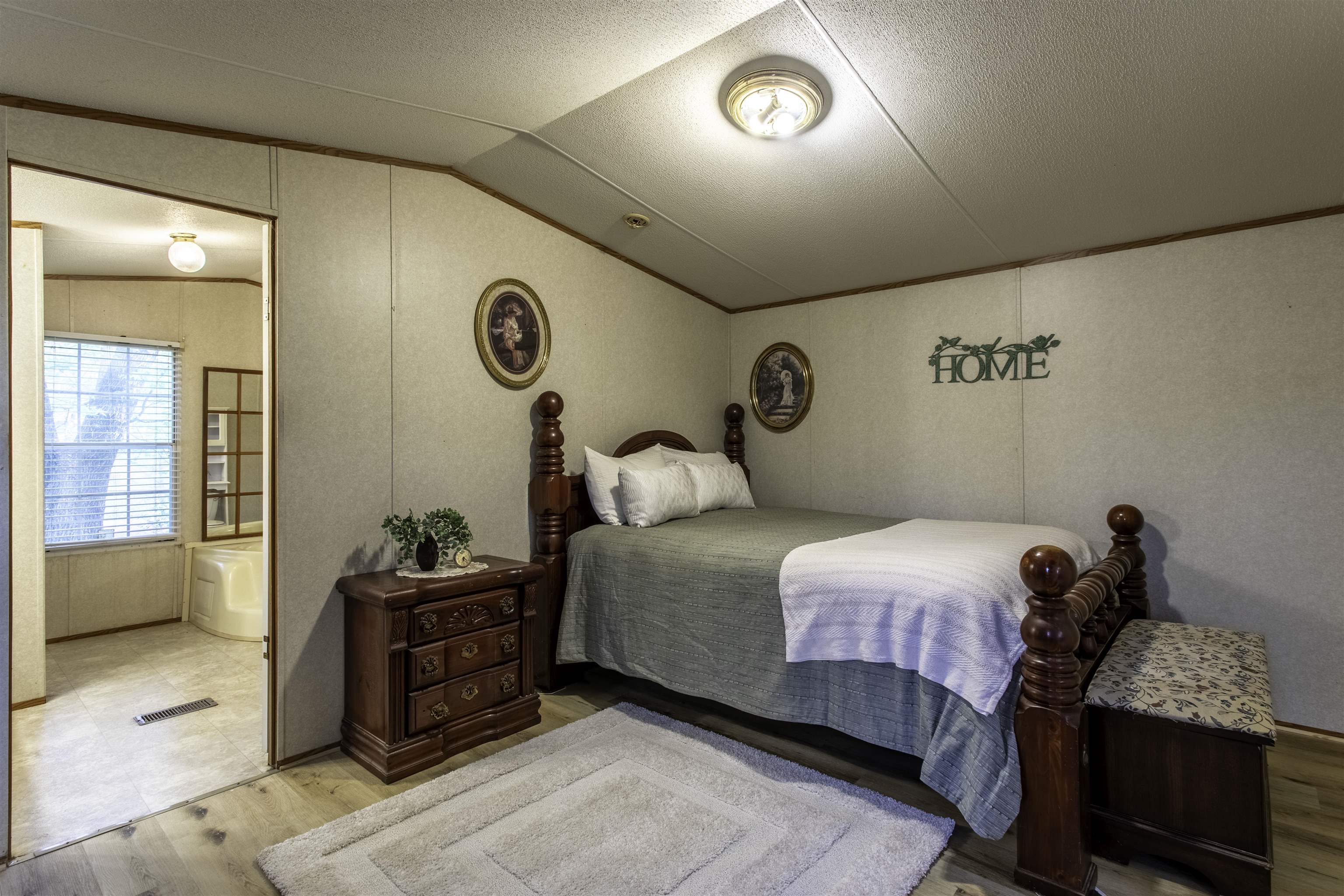 THACKERS - Residential