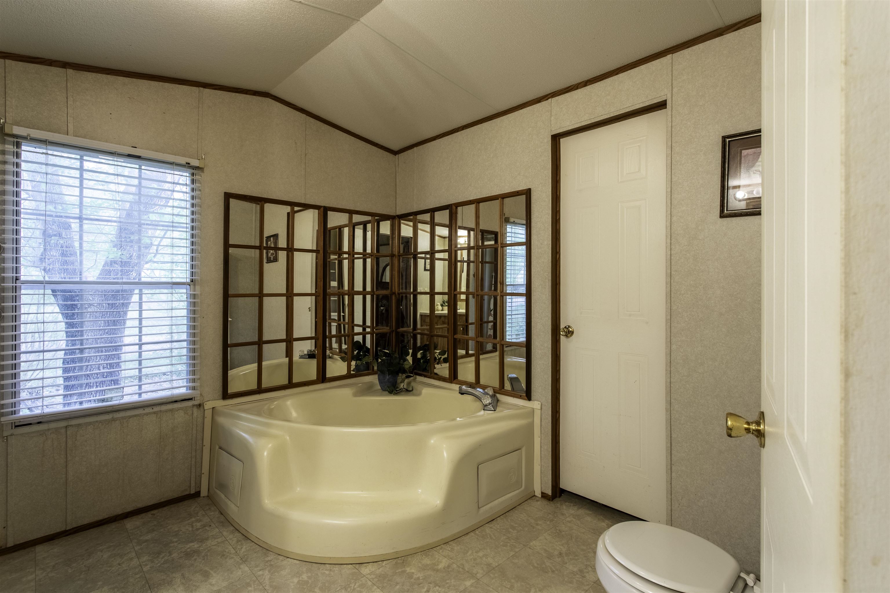 THACKERS - Residential