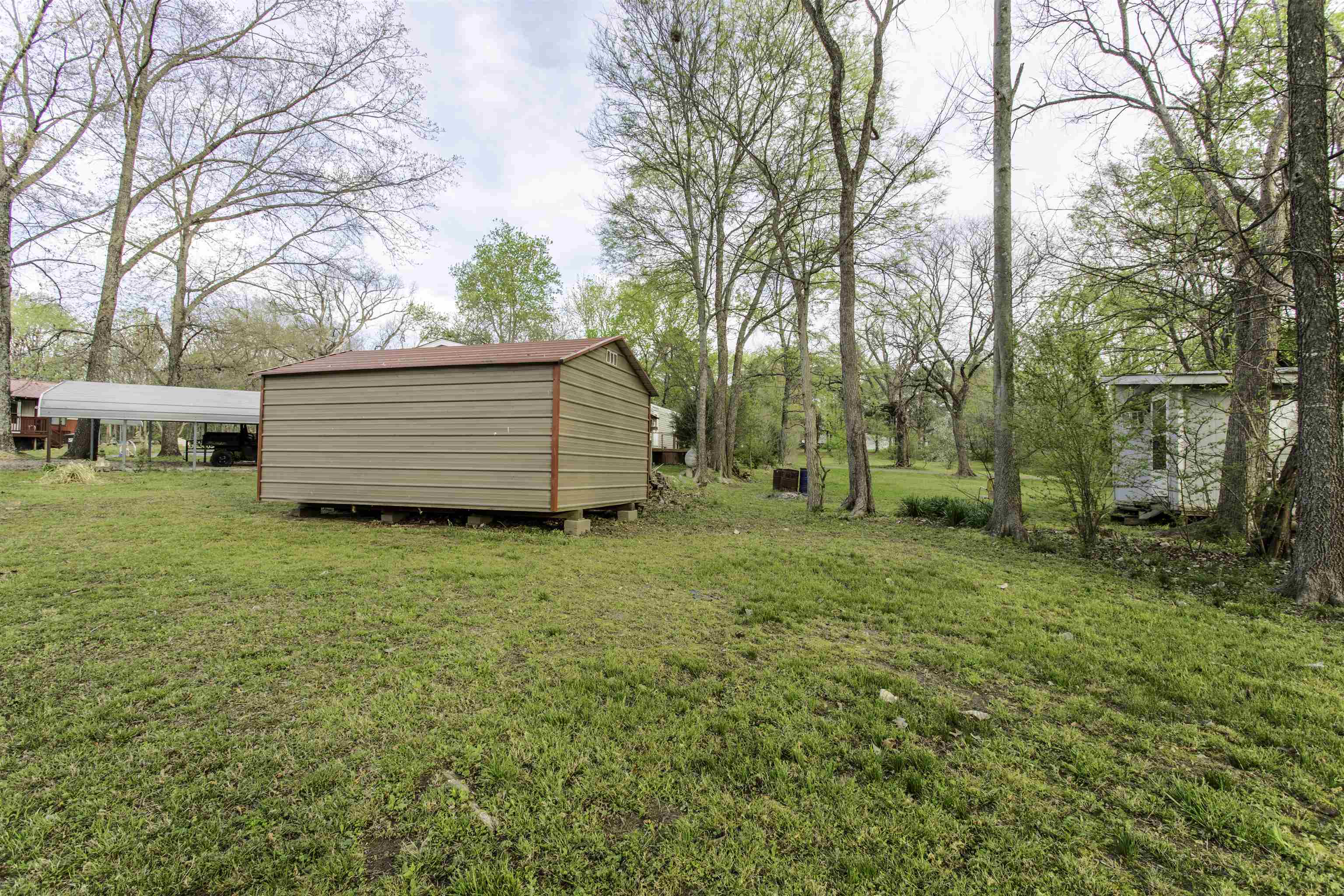 THACKERS - Residential