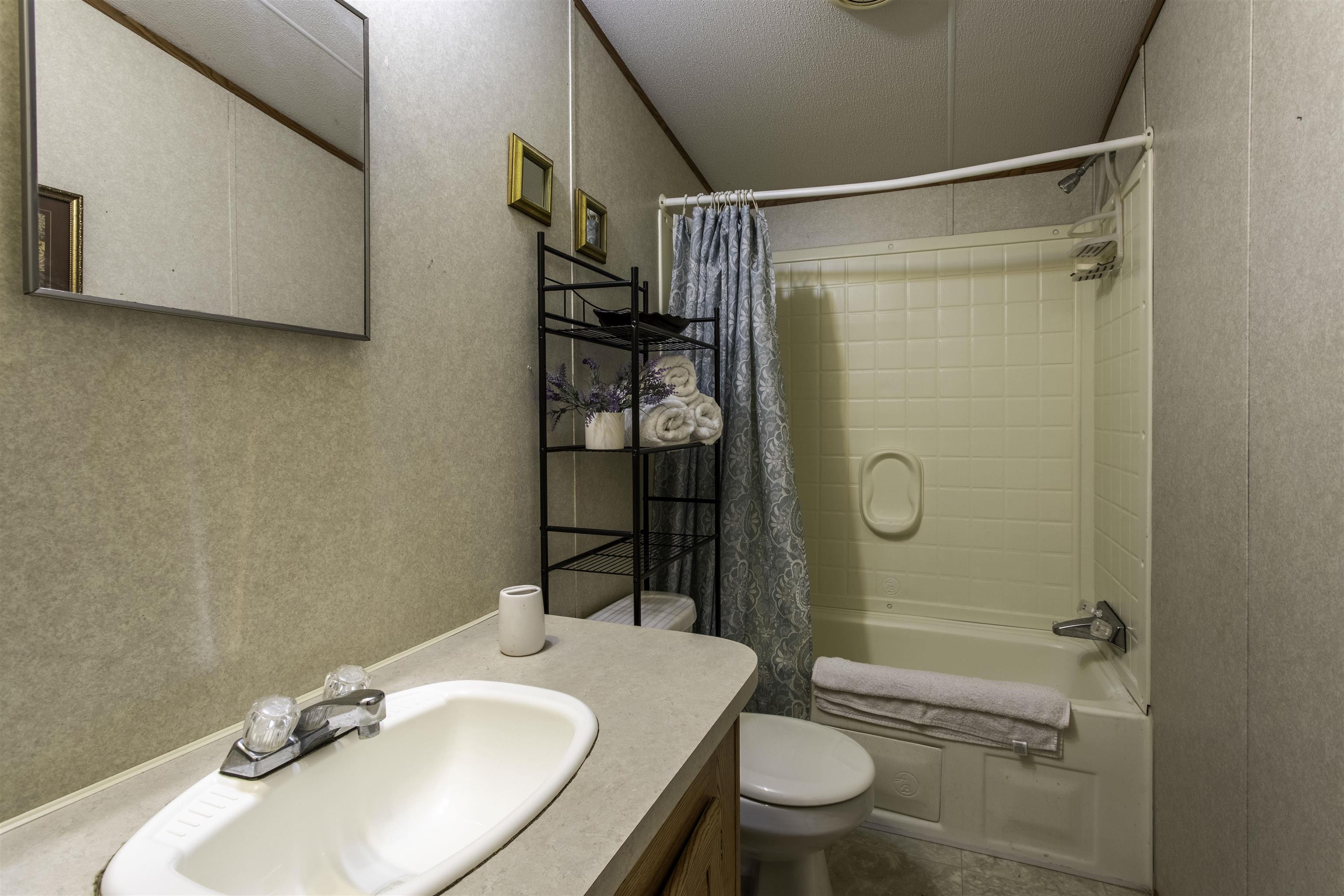 THACKERS - Residential