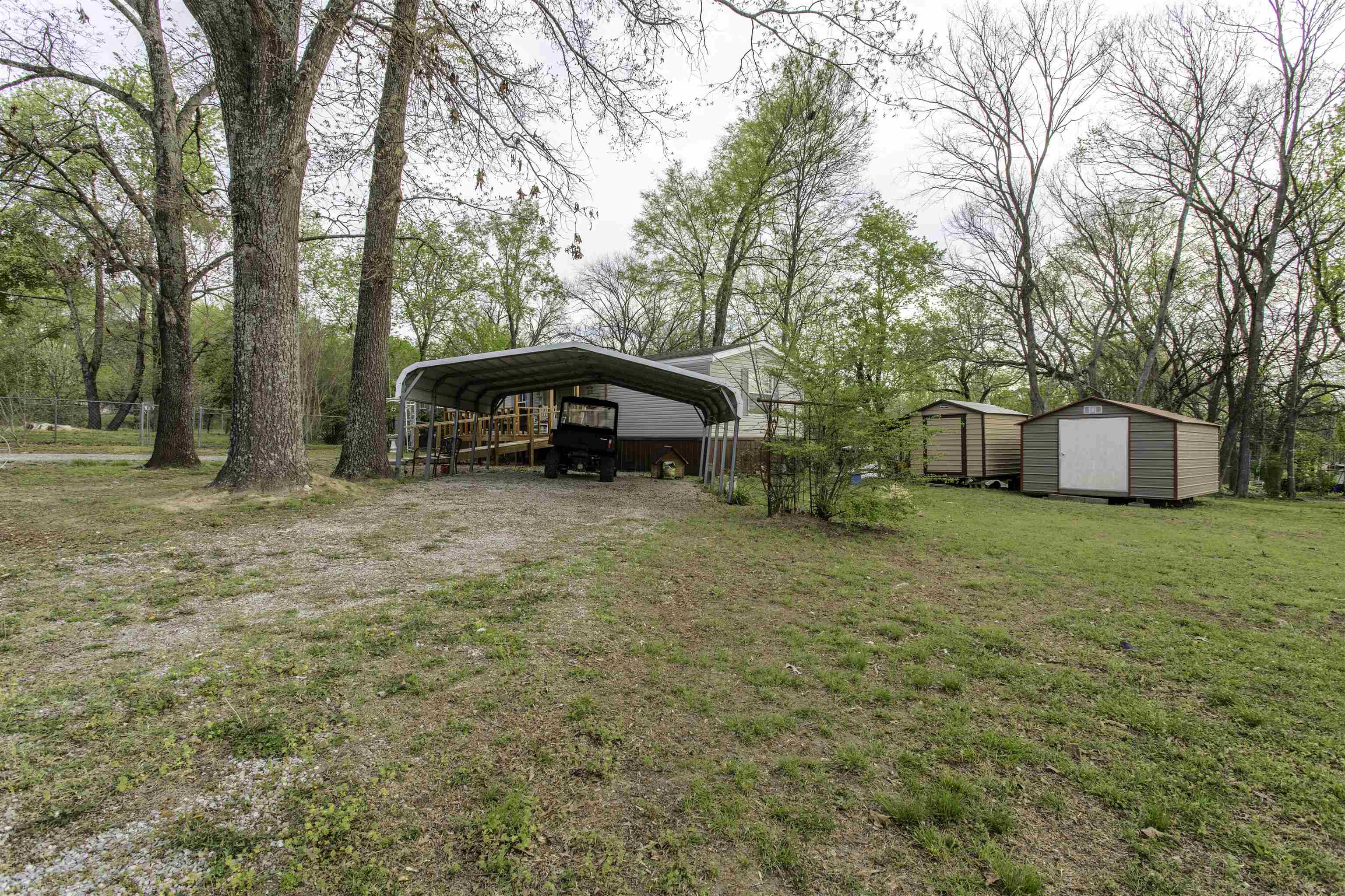 THACKERS - Residential