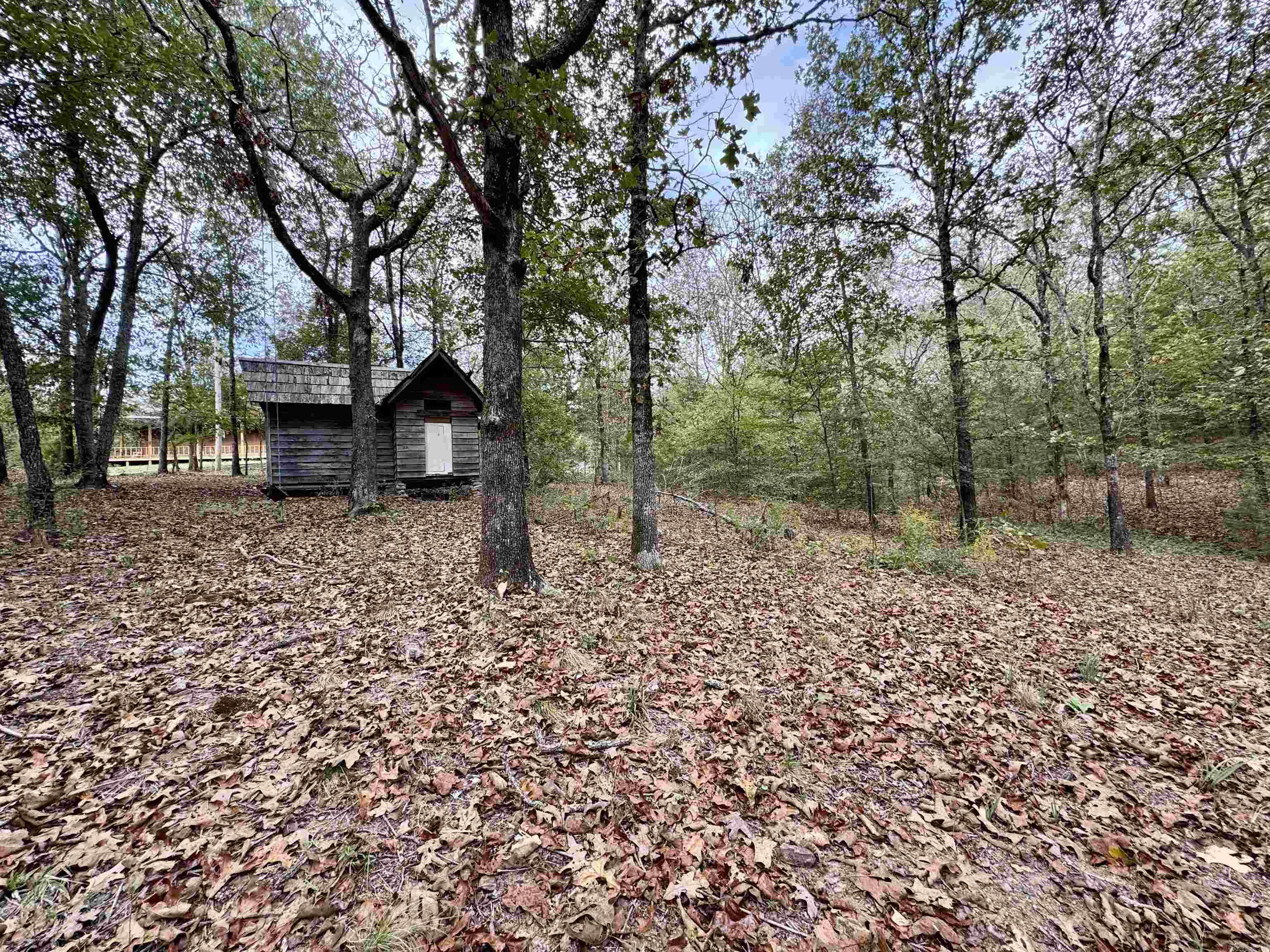 WOODED ACRES - Residential