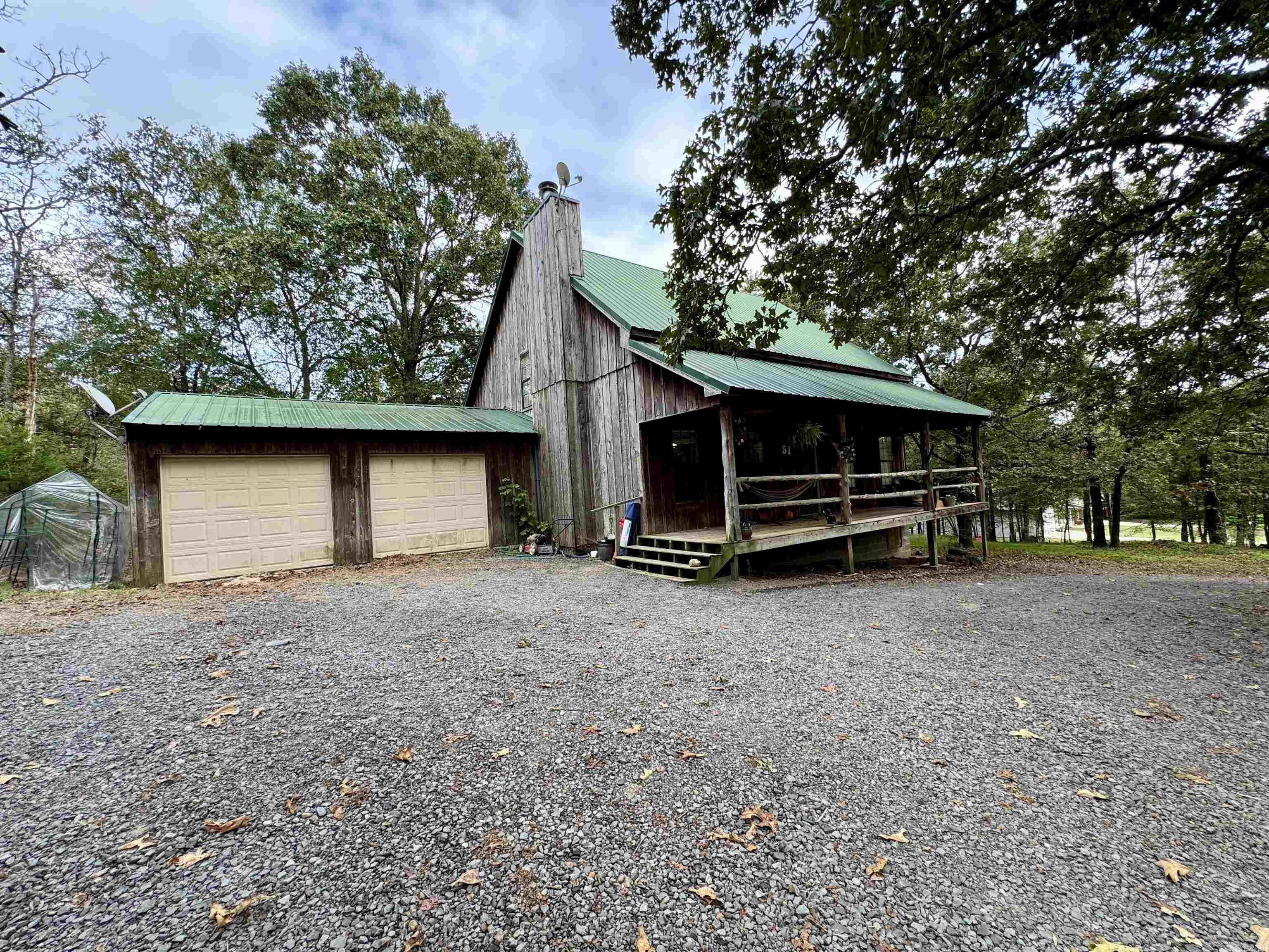 WOODED ACRES - Residential