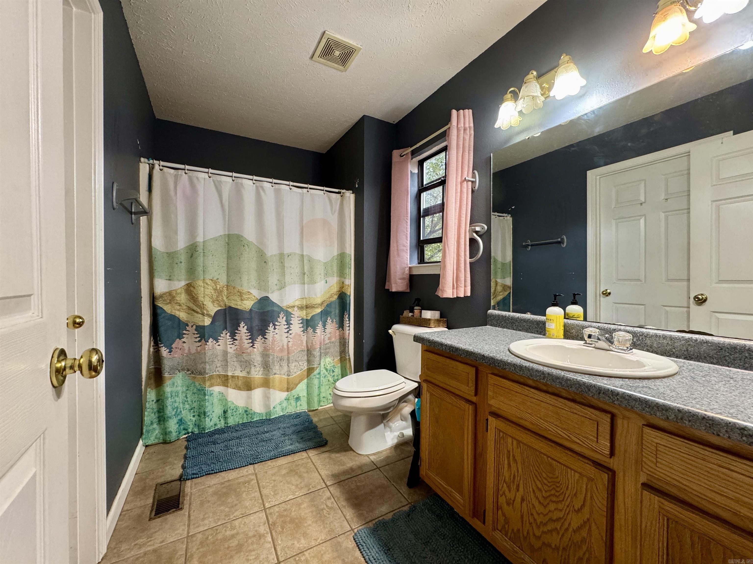 WOODED ACRES - Residential