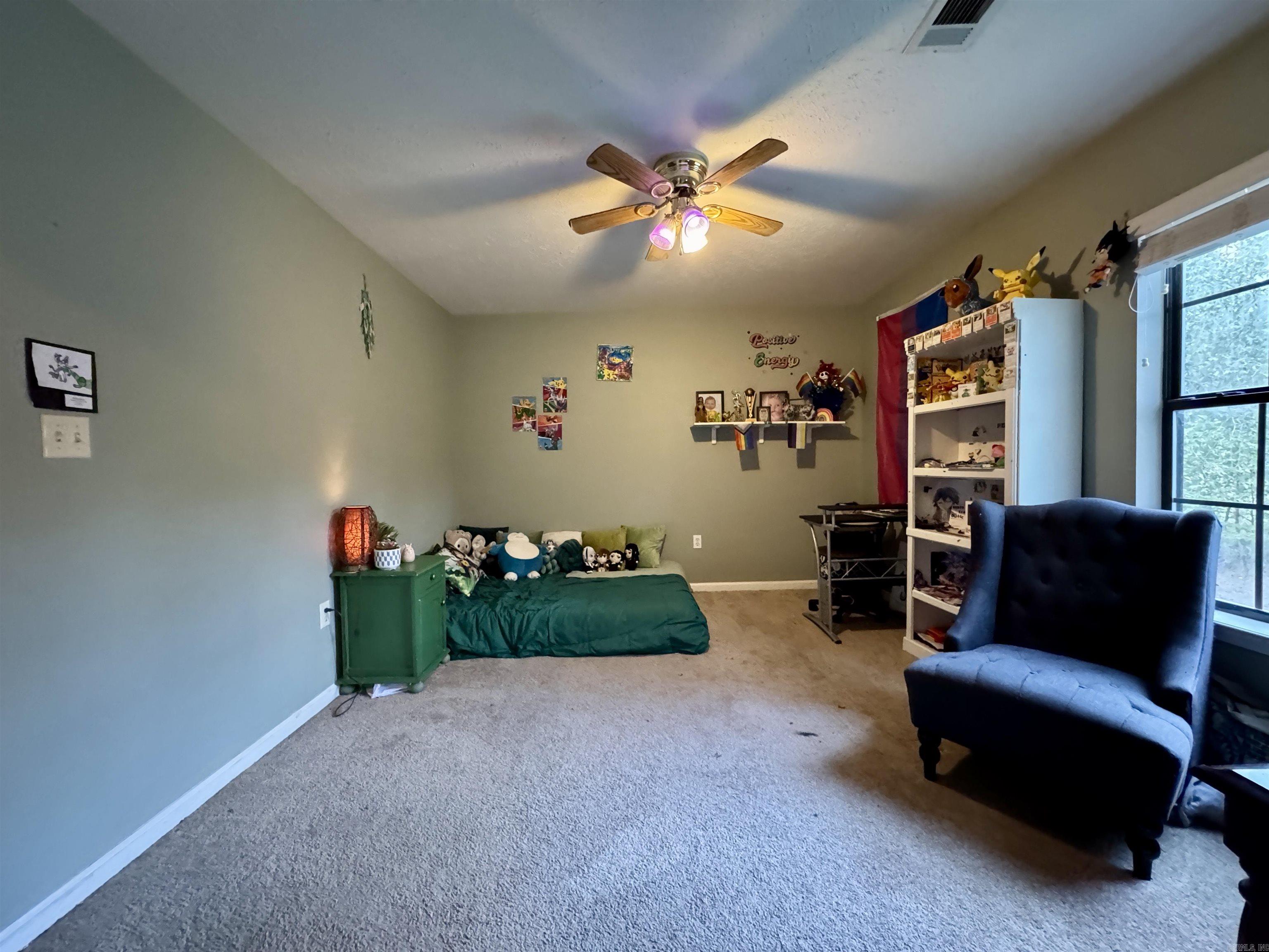 WOODED ACRES - Residential