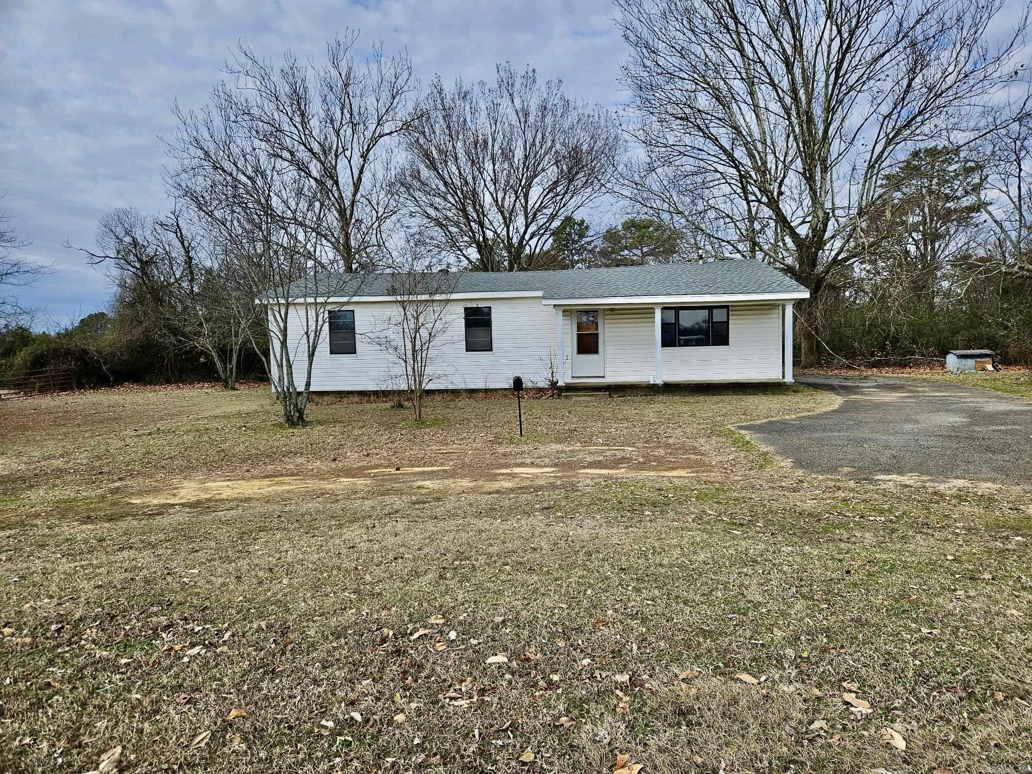This 80-acre gem combines rustic charm and modern convenience! Situated near Center Valley Elementary and the Moreland Fire Department, the property includes a cozy home, a barn, and a pond, all surrounded by 2,000ā3,000 pine trees planted about 10 years ago. Enjoy the benefits of natural gas, two wells, and the option to connect to city water. With open pastures and wooded areas, this land offers a blend of serenity and functionality, perfect for agriculture, recreation, or just enjoying a peaceful lifestyle. This property is also being sold 2 other ways see MLS# 24044004 & MLS# 24044001