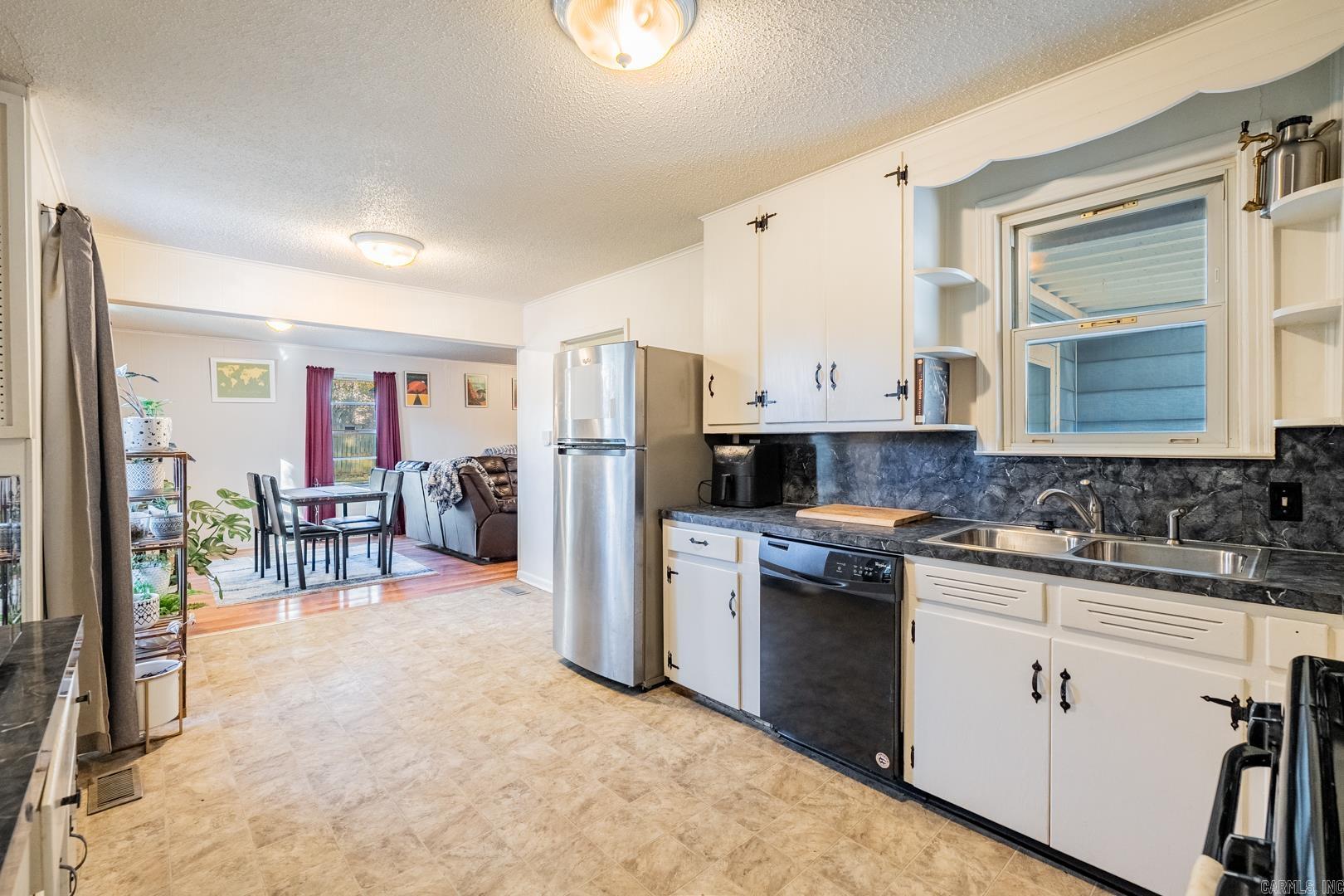 HEYDENS NLR HEIGHTS - Residential