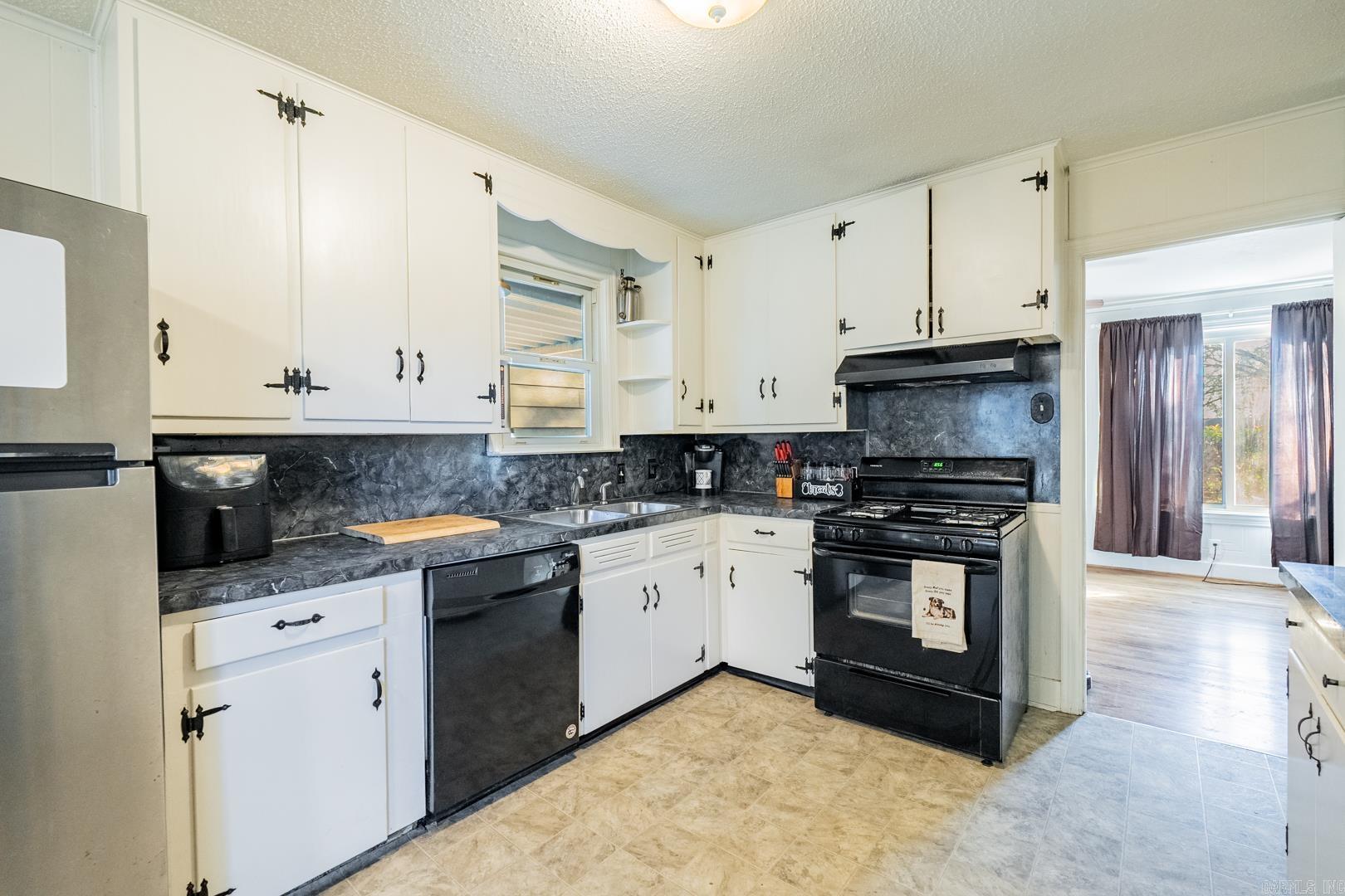 HEYDENS NLR HEIGHTS - Residential