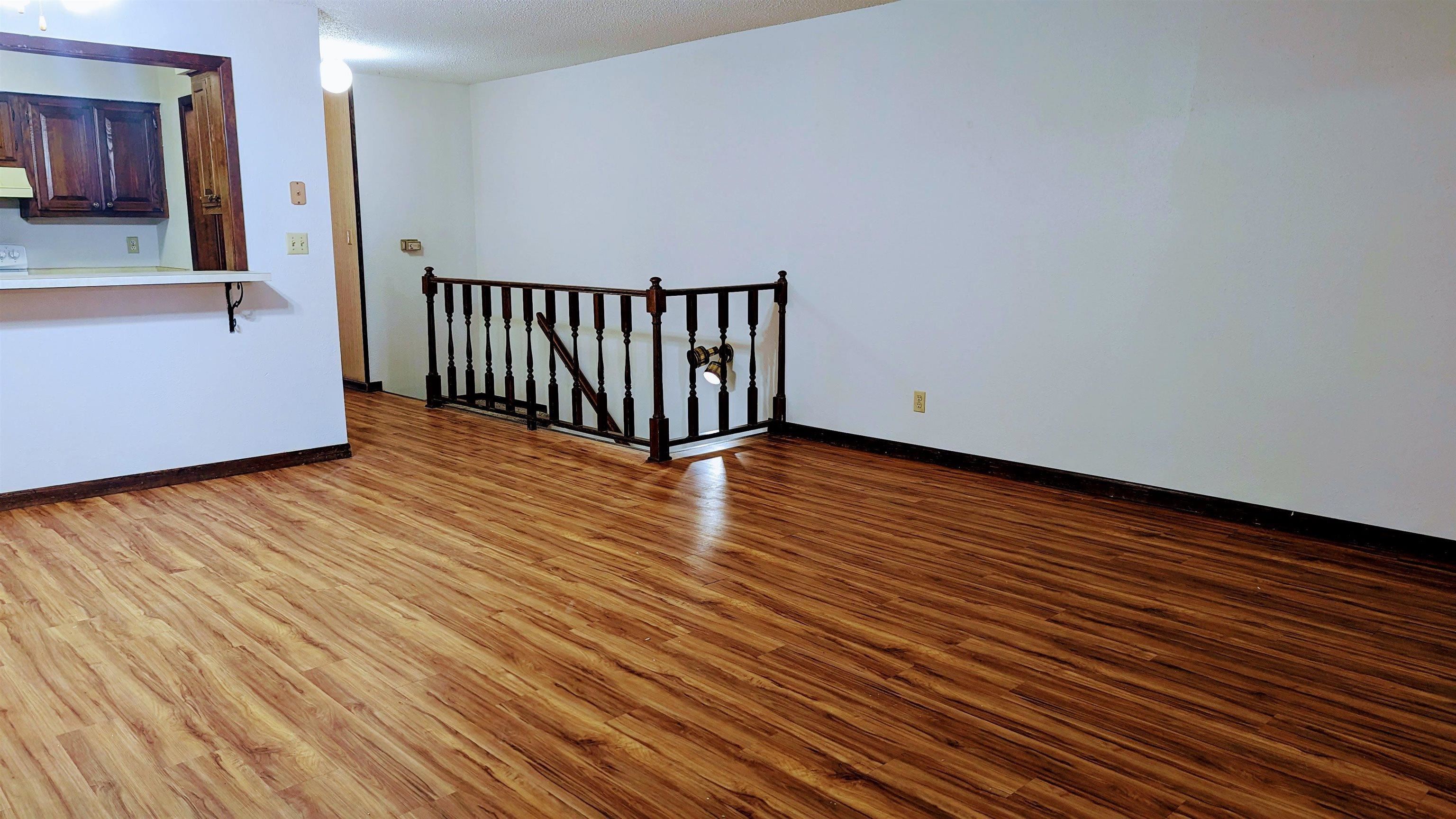 Townhouse 3rd - Residential Lease