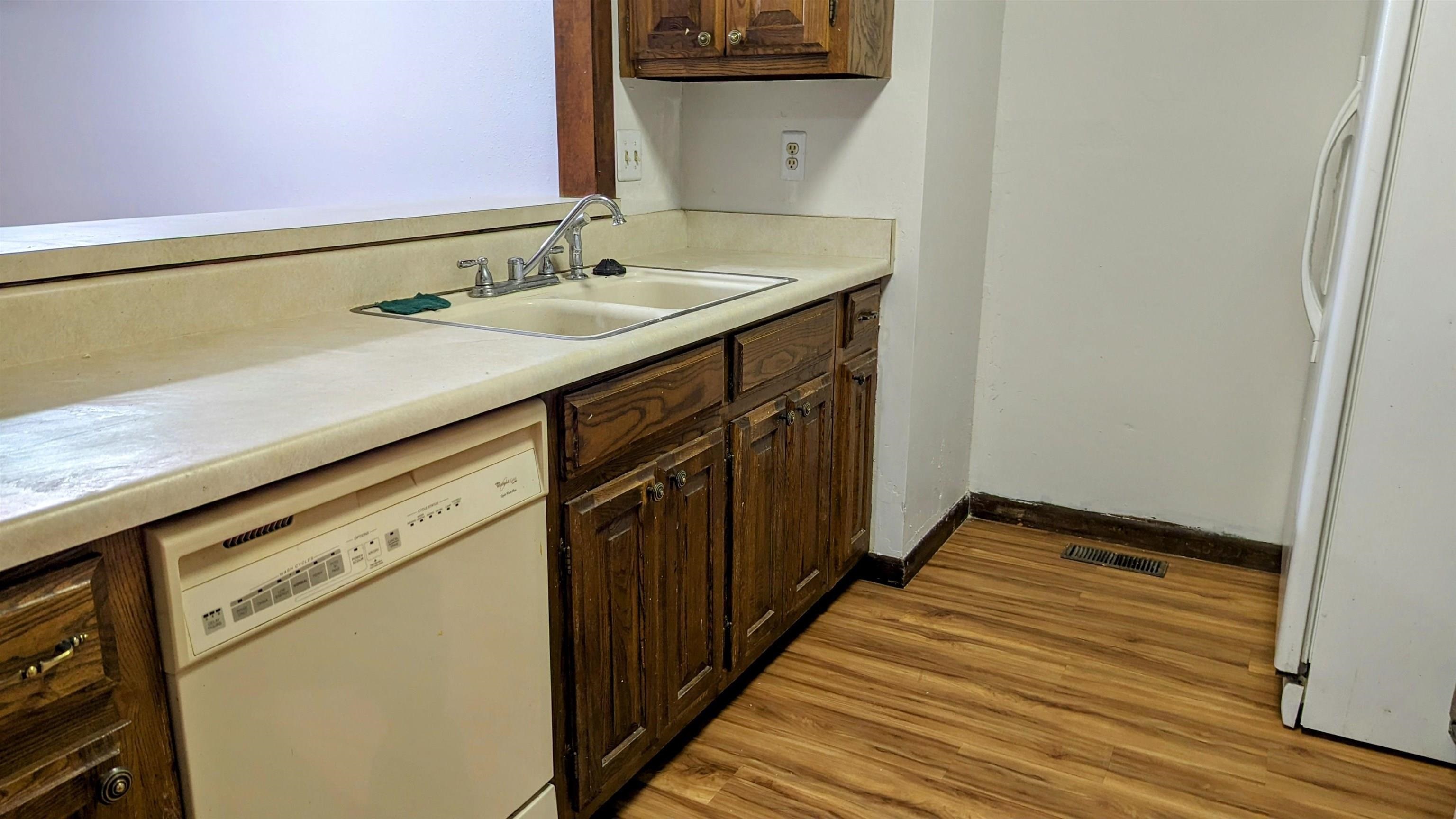 Townhouse 3rd - Residential Lease