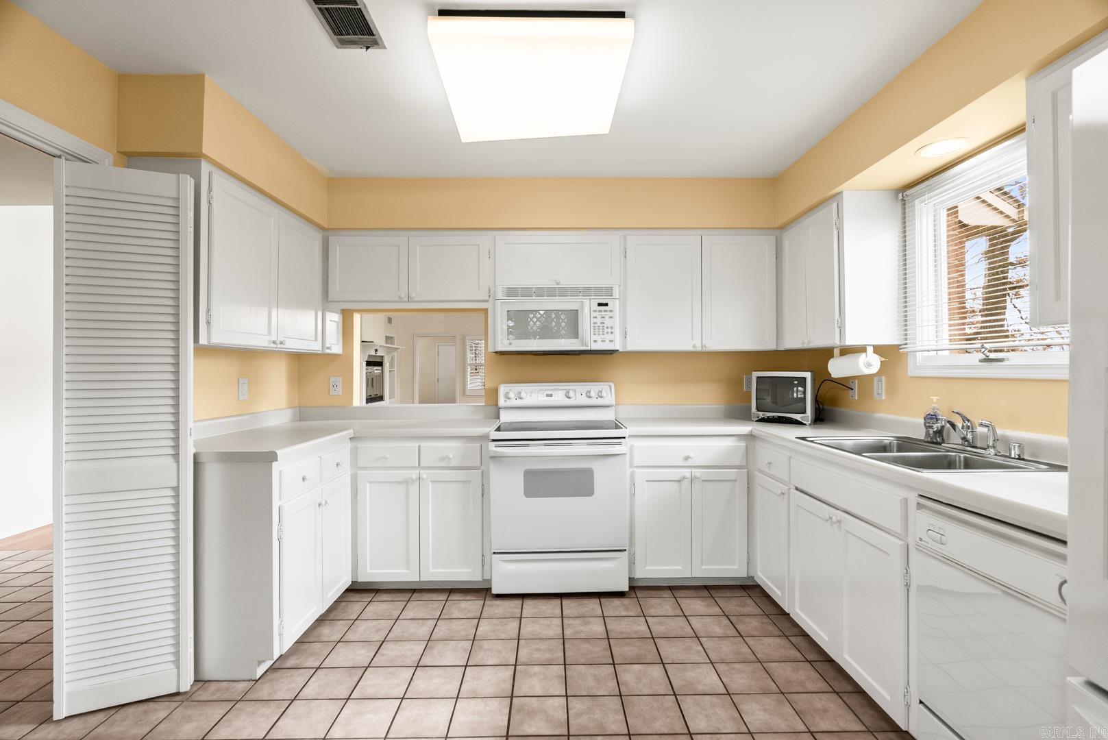 TIMBER CREEK TOWNHOMES HPR - Residential