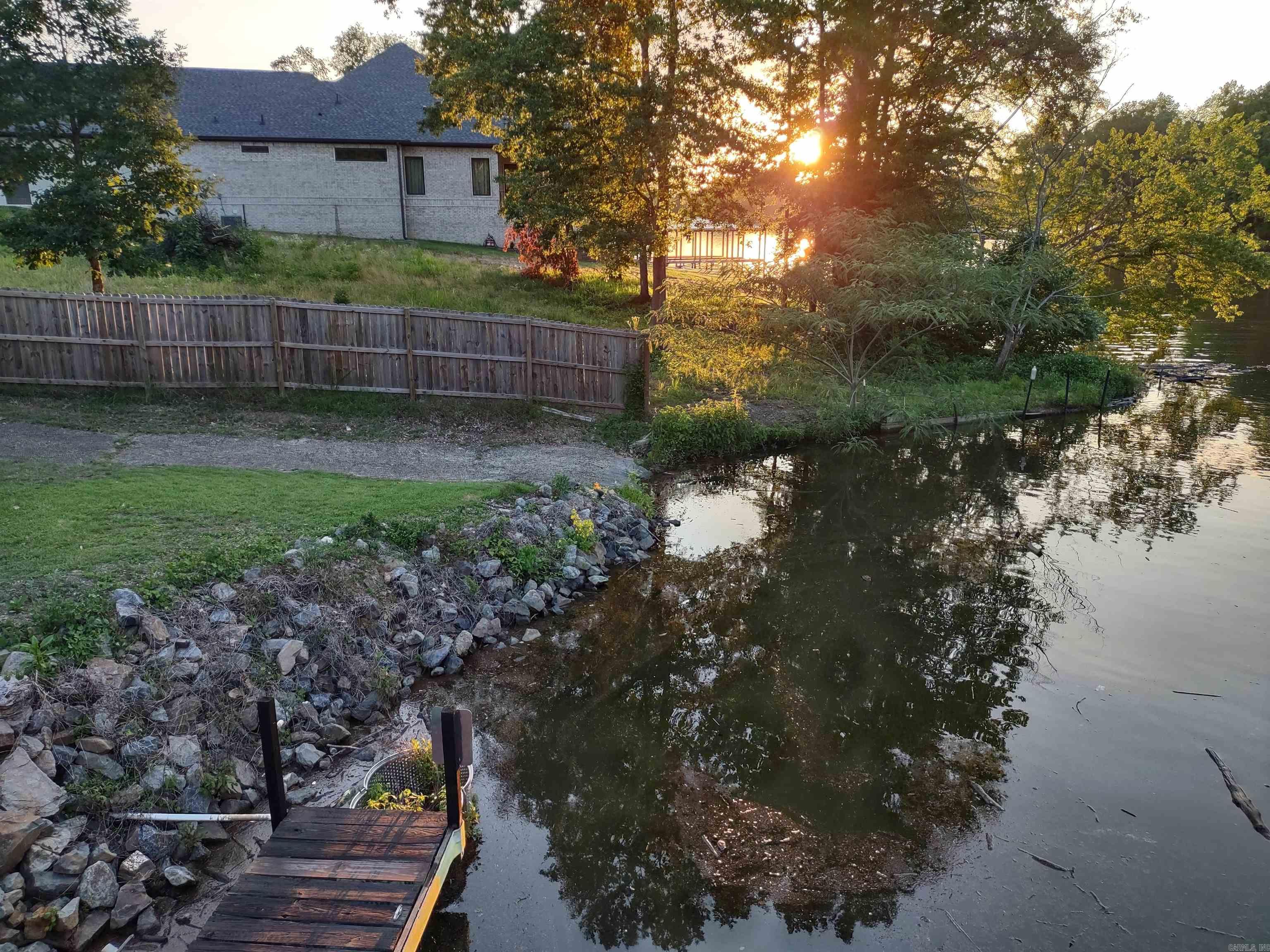 Oakridge Lake Estates - Residential