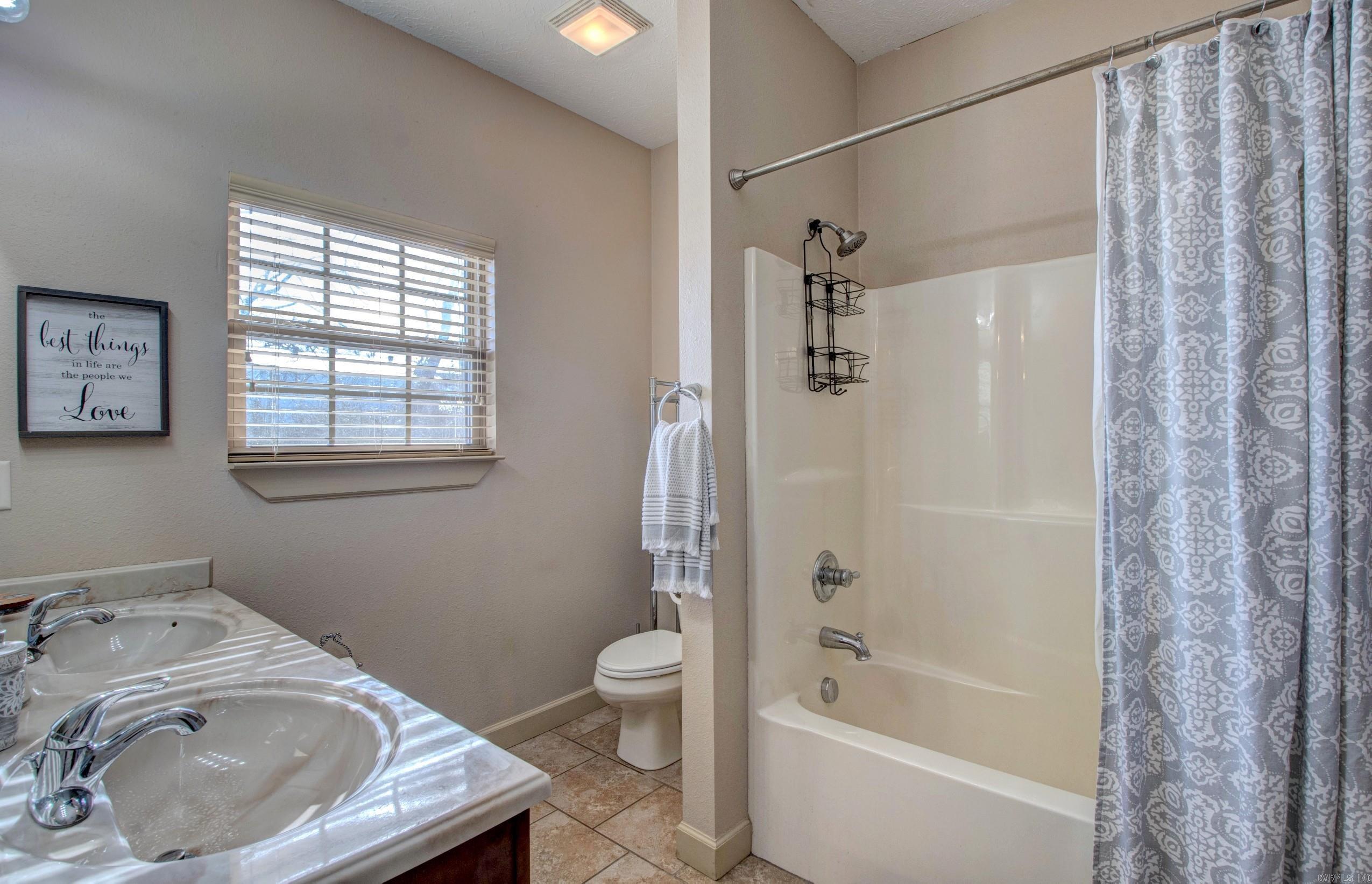 BASE MEADOWS ADDN - Residential