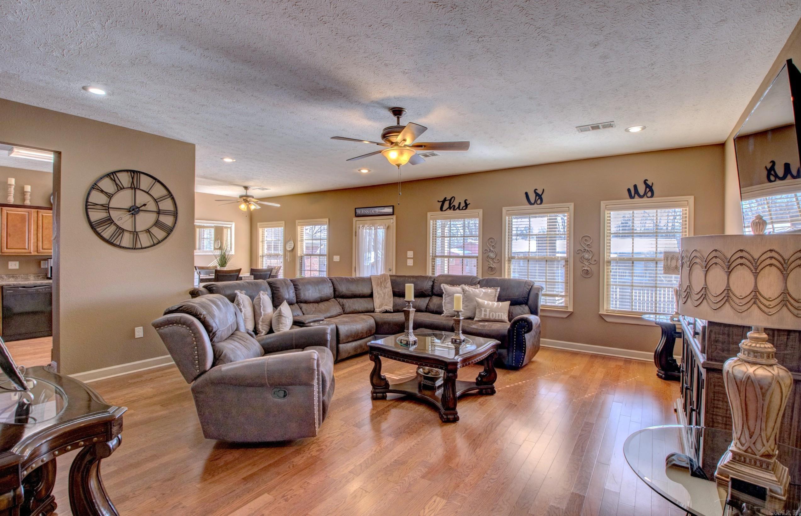 BASE MEADOWS ADDN - Residential