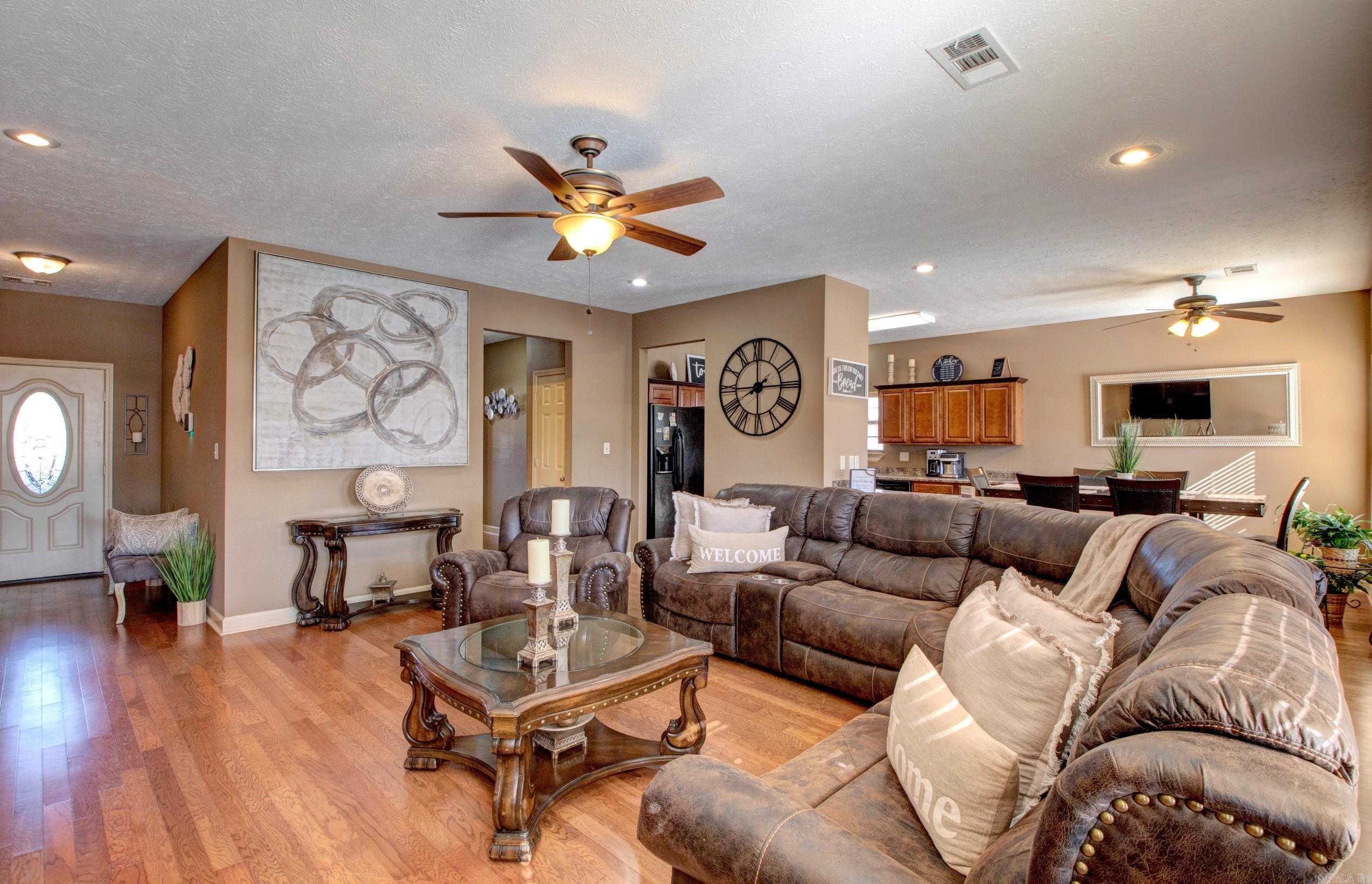 BASE MEADOWS ADDN - Residential