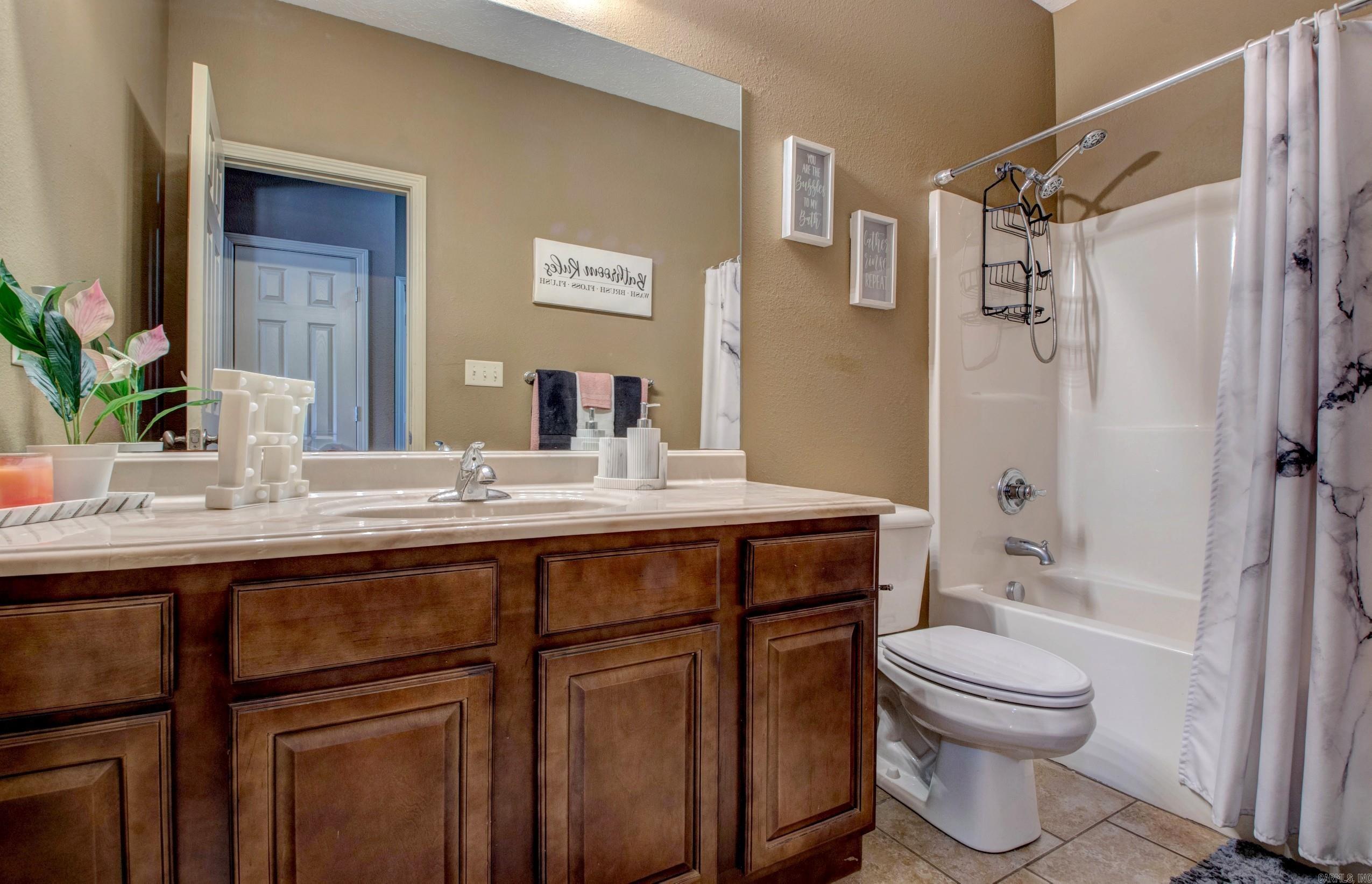 BASE MEADOWS ADDN - Residential