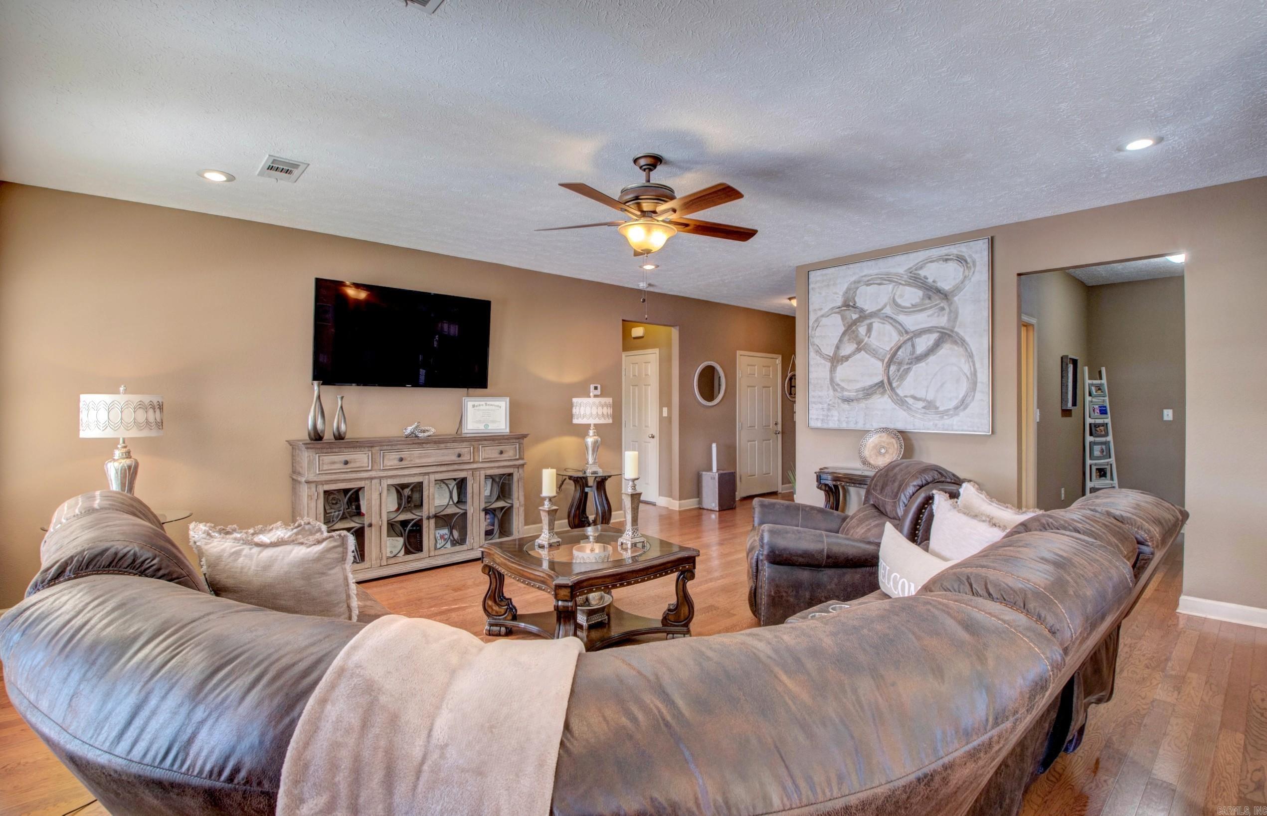 BASE MEADOWS ADDN - Residential